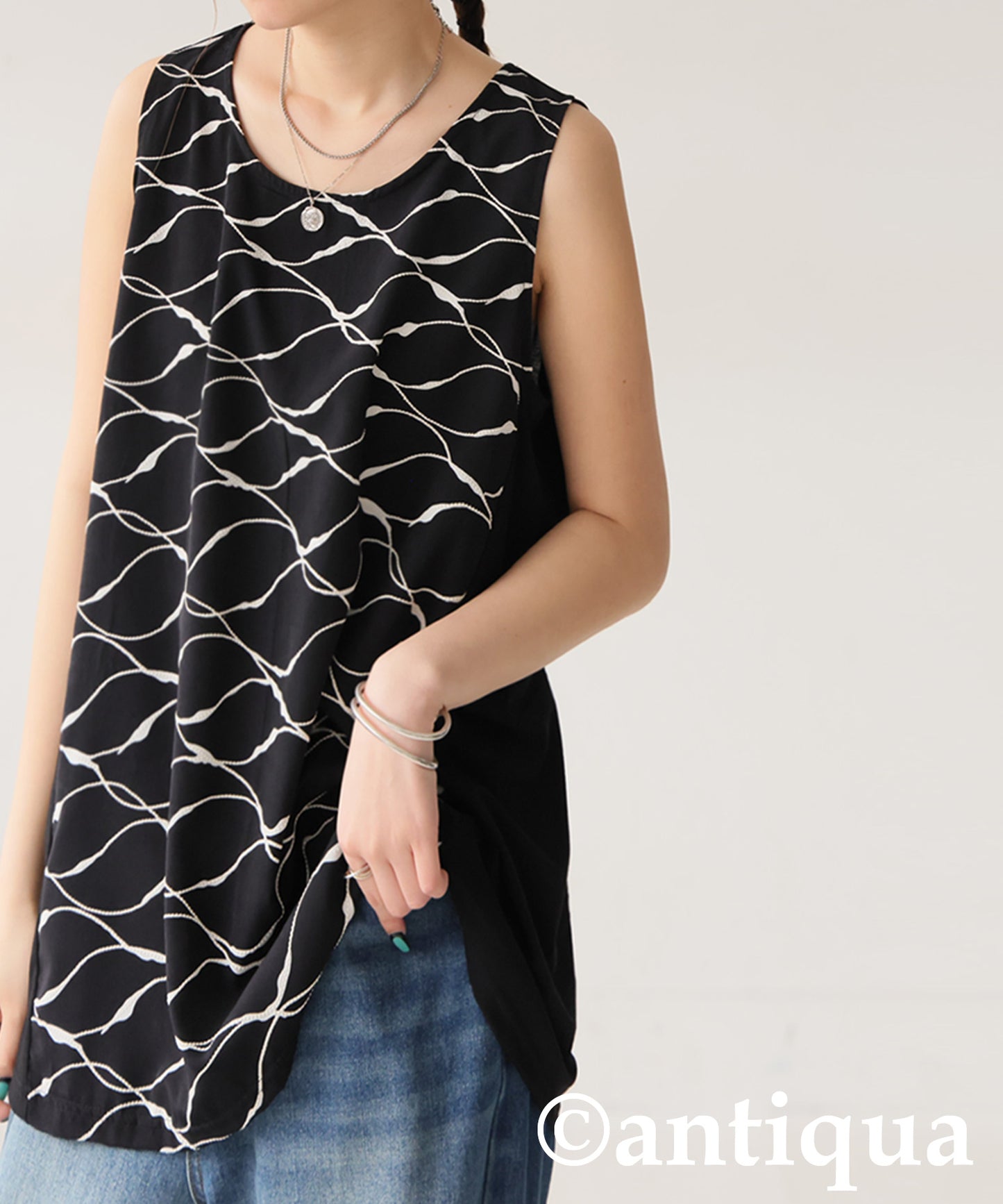 Ladies Wave Pattern Tank Top