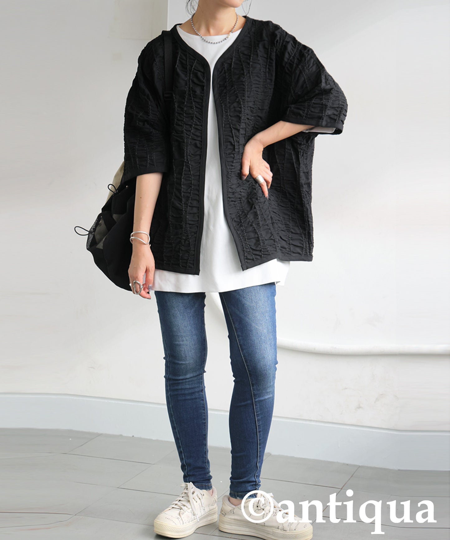 Ladies Mode Gathered Jacket