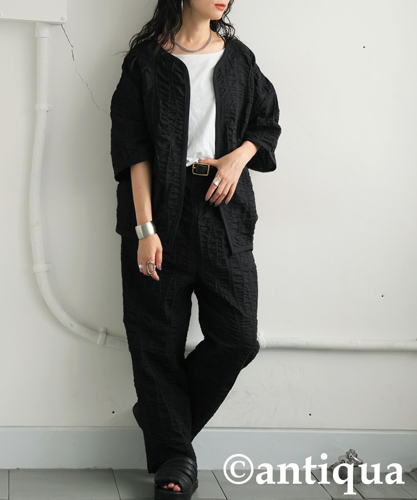 Ladies Mode Gathered Jacket