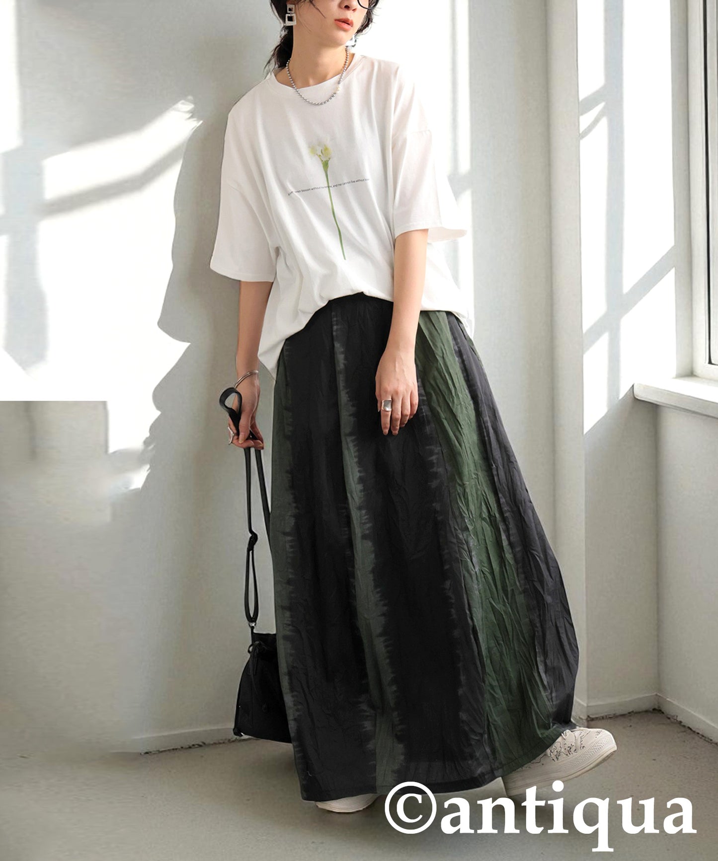 Ladies Wrinkled Cocoon Skirt