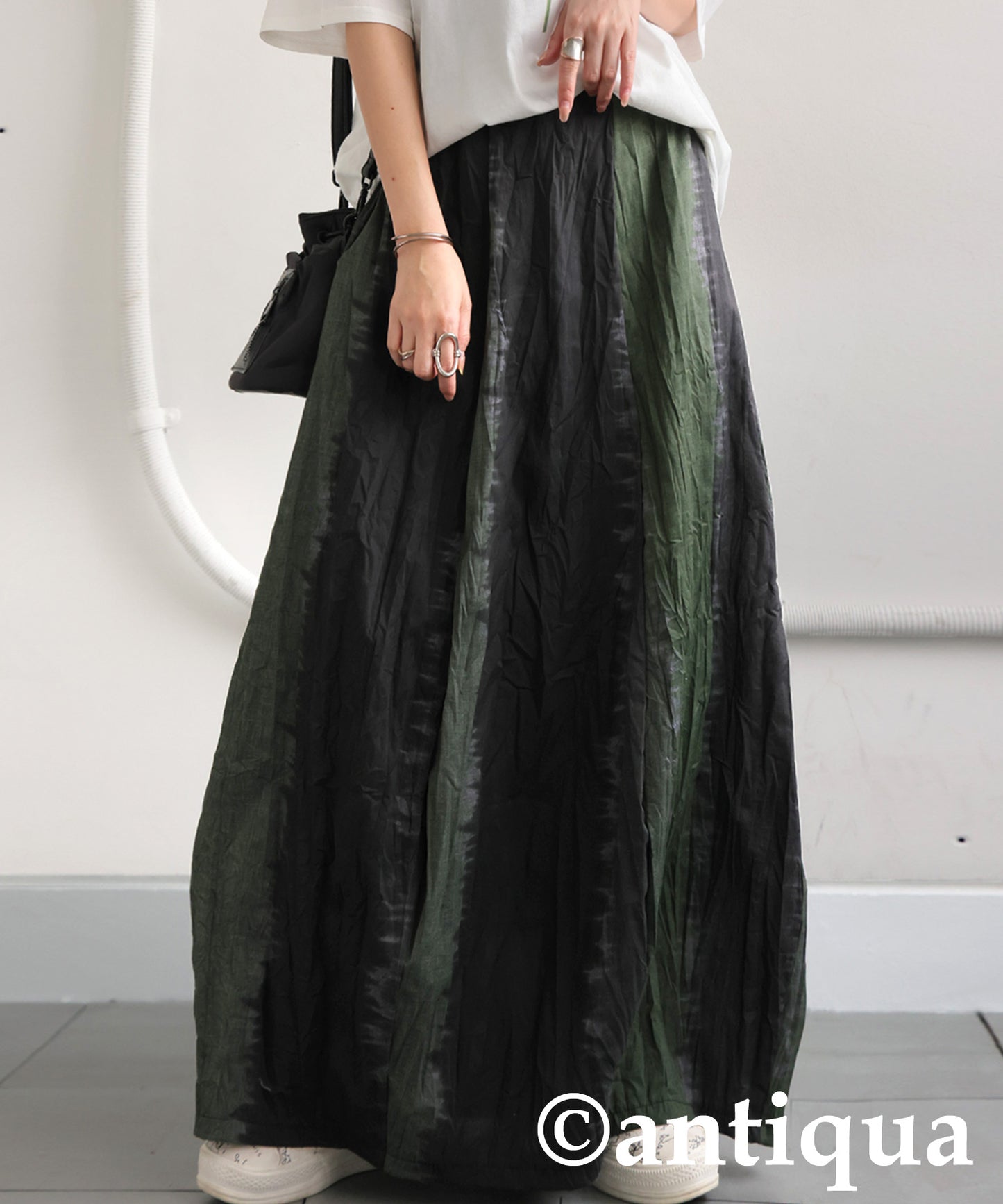 Ladies Wrinkled Cocoon Skirt