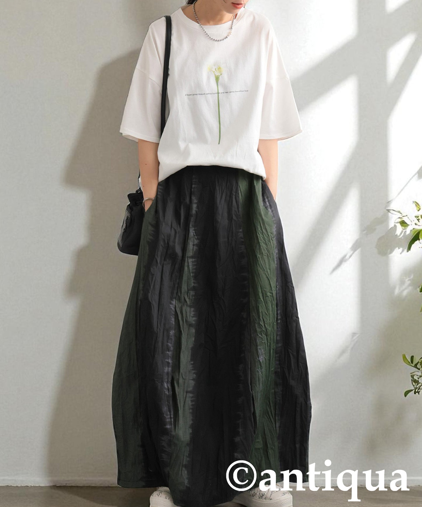 Ladies Wrinkled Cocoon Skirt