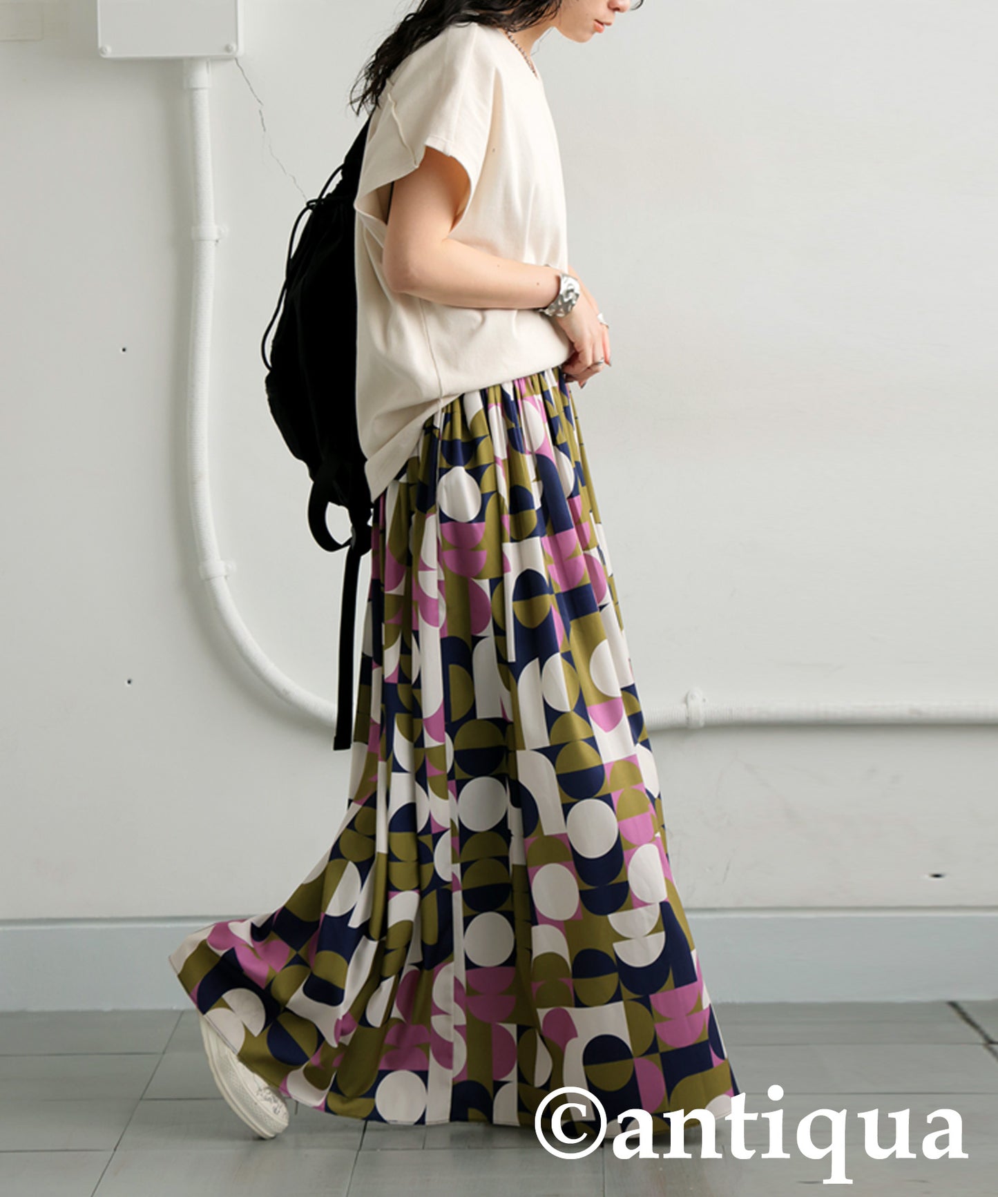 Ladies Geometric Print Skirt