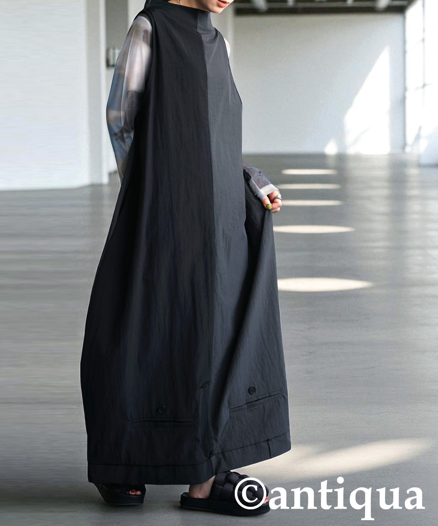 Ladies Cocoon Silhouette Dress