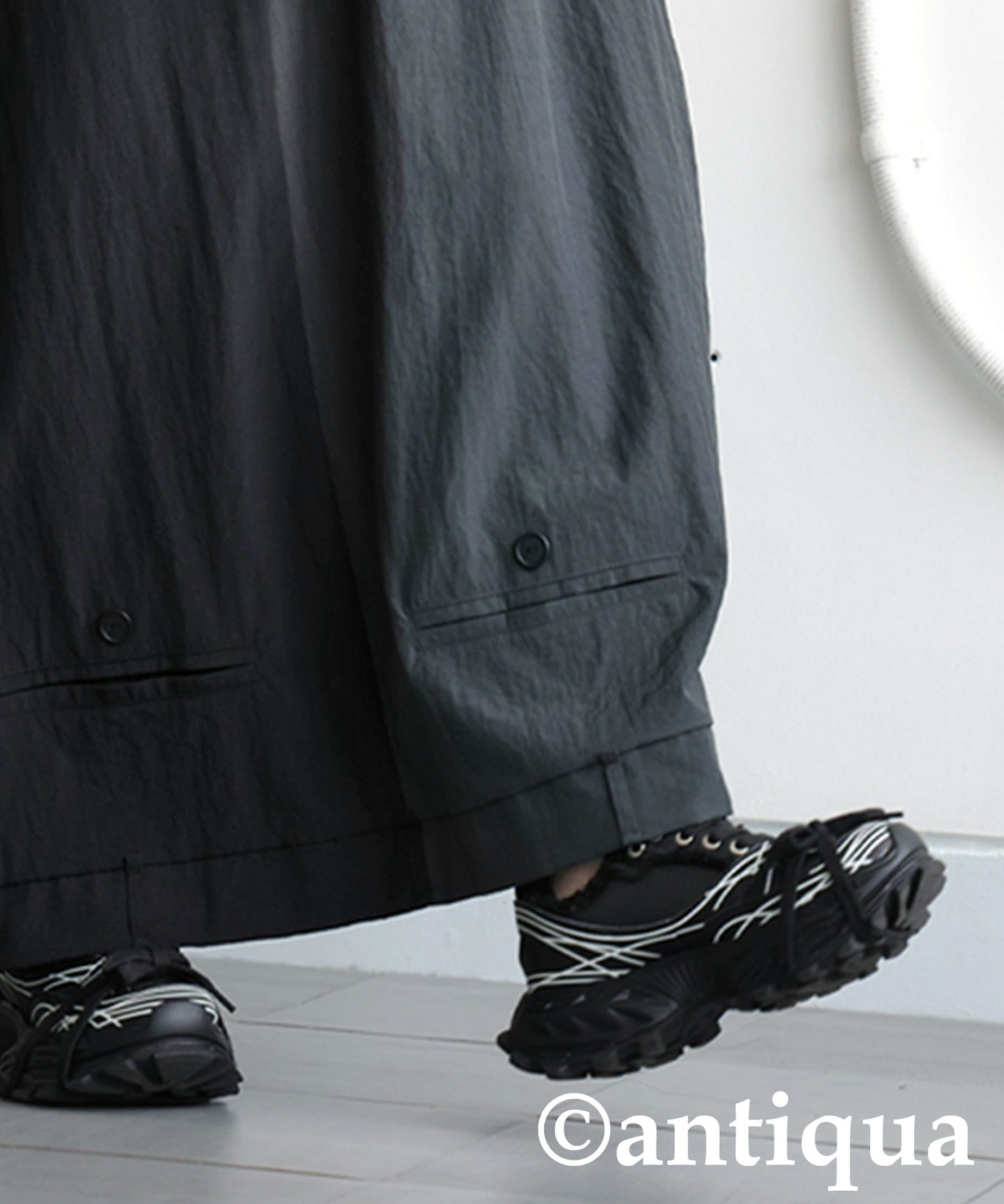 Ladies Cocoon Silhouette Dress