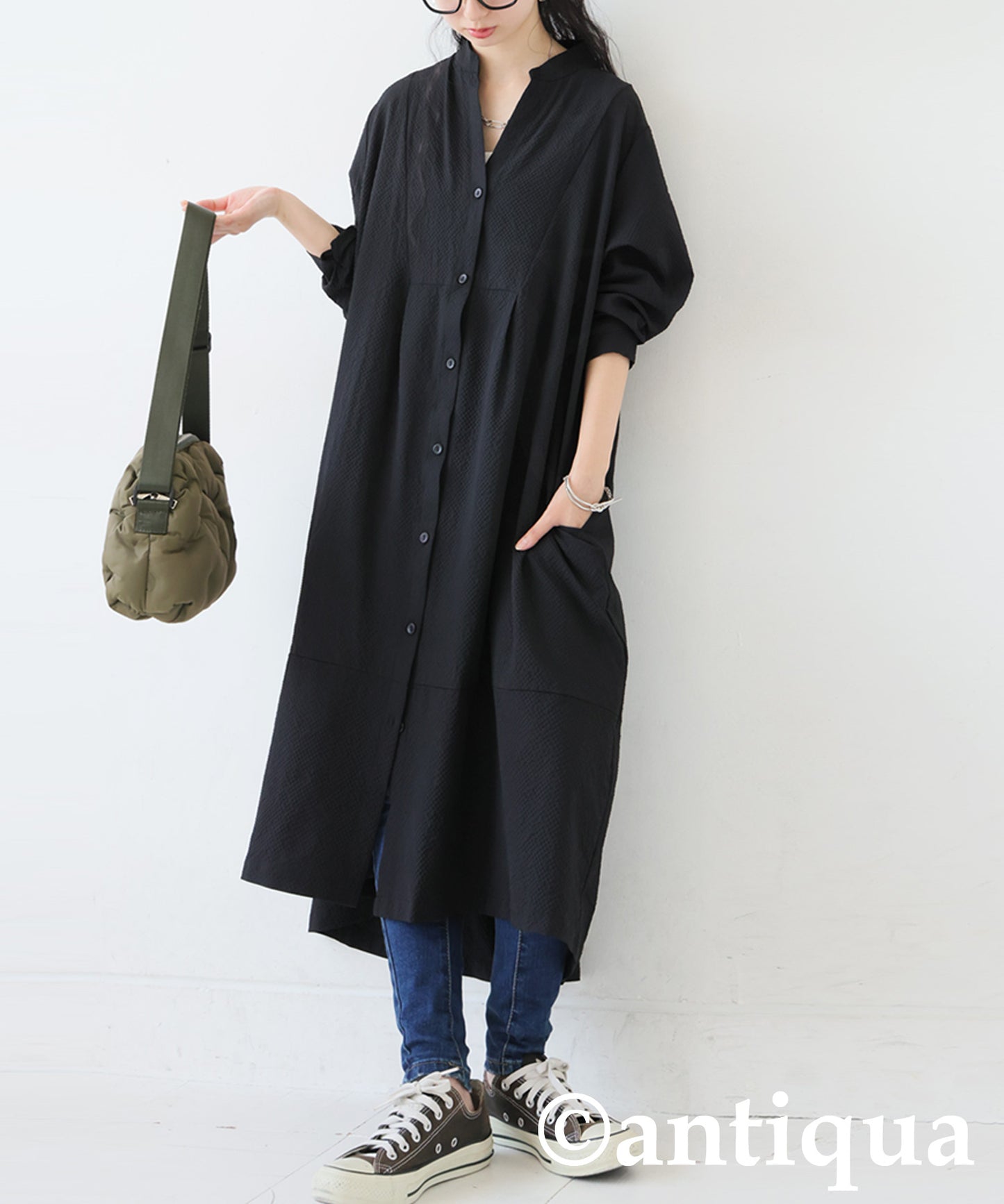 Keyhole Neck Dress Ladies