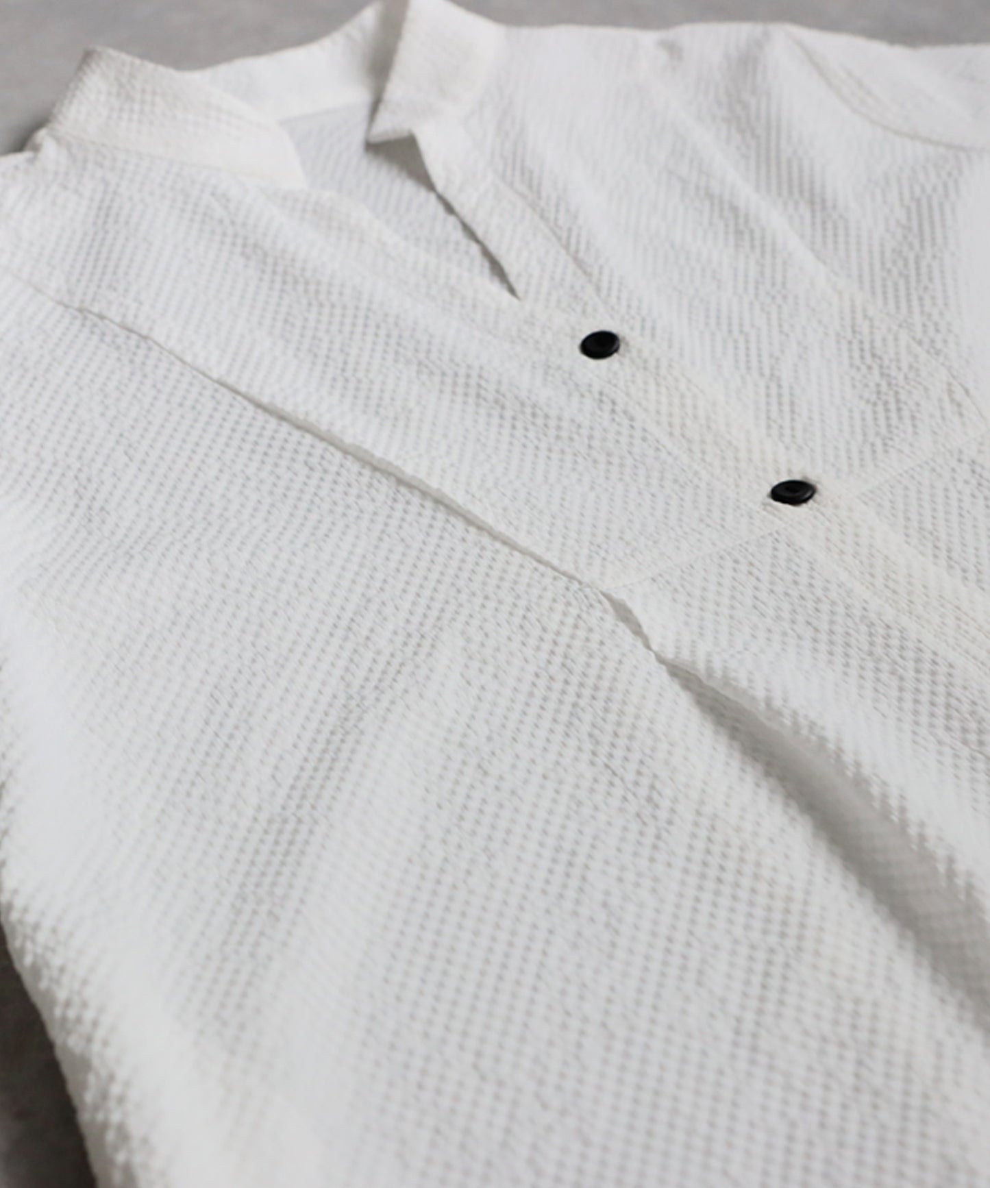 Keyhole Neck Dress Ladies