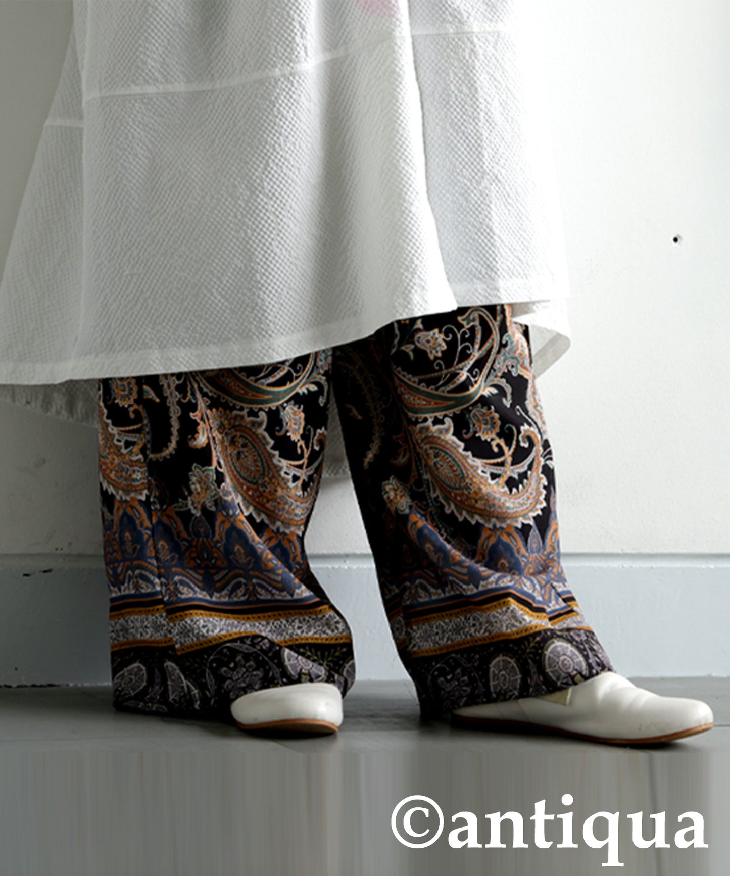 Ladies Paisley Wide Pants