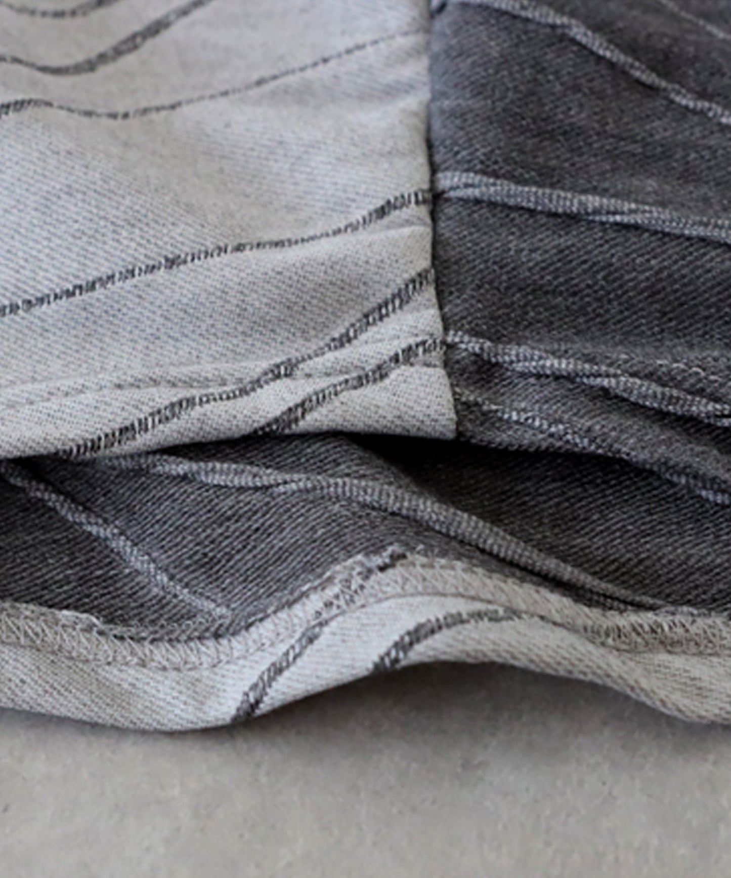 Asymmetrical Wave Pattern Top Ladies