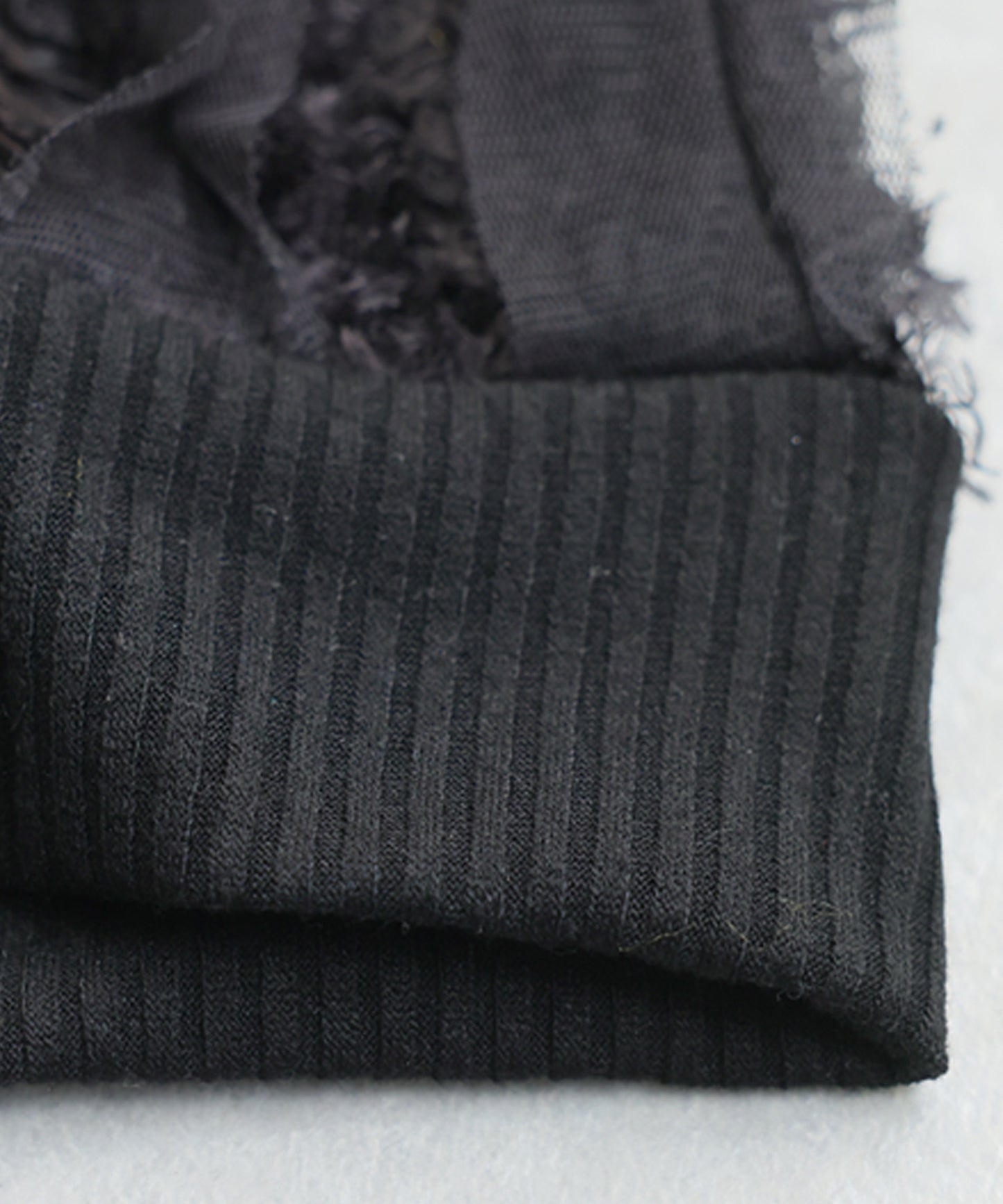 Mixed Material Pullover Ladies