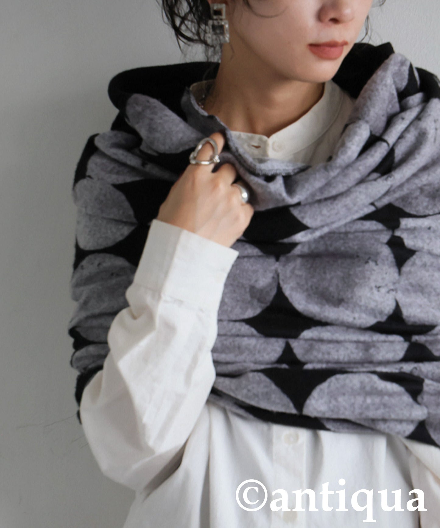 Polka Dot 4-Way Snood Ladies