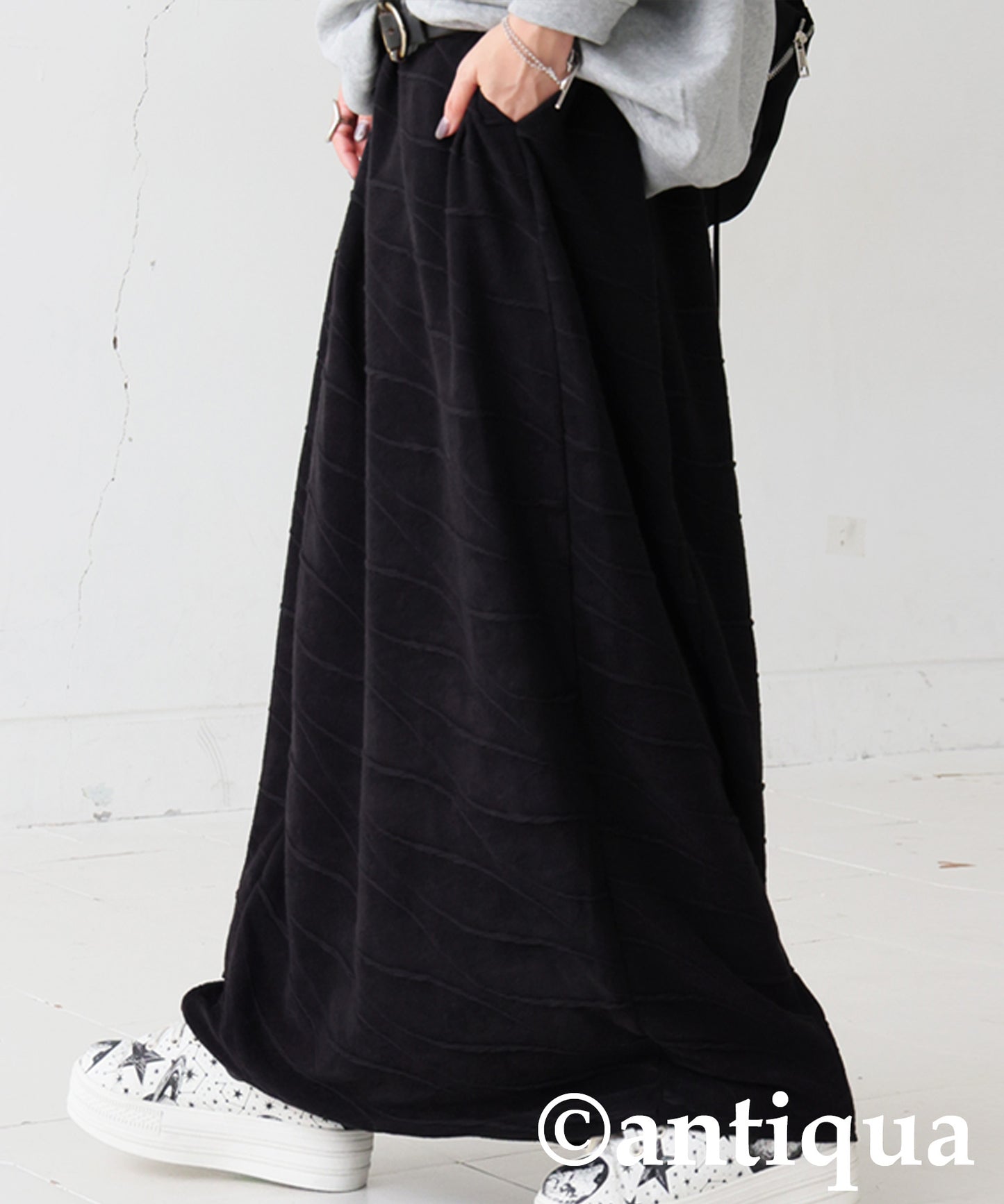 Wave Pattern Long Skirt Ladies