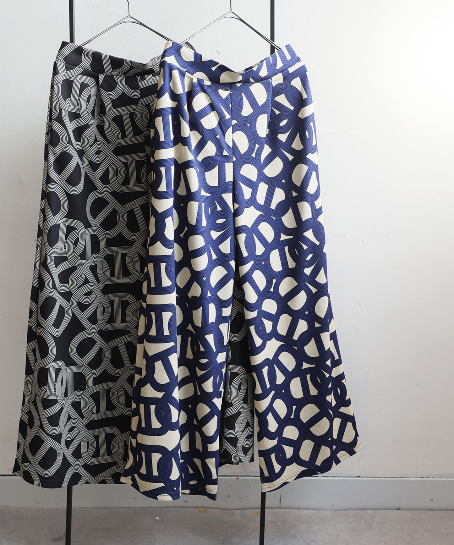 Geometric Wide Pants Ladies