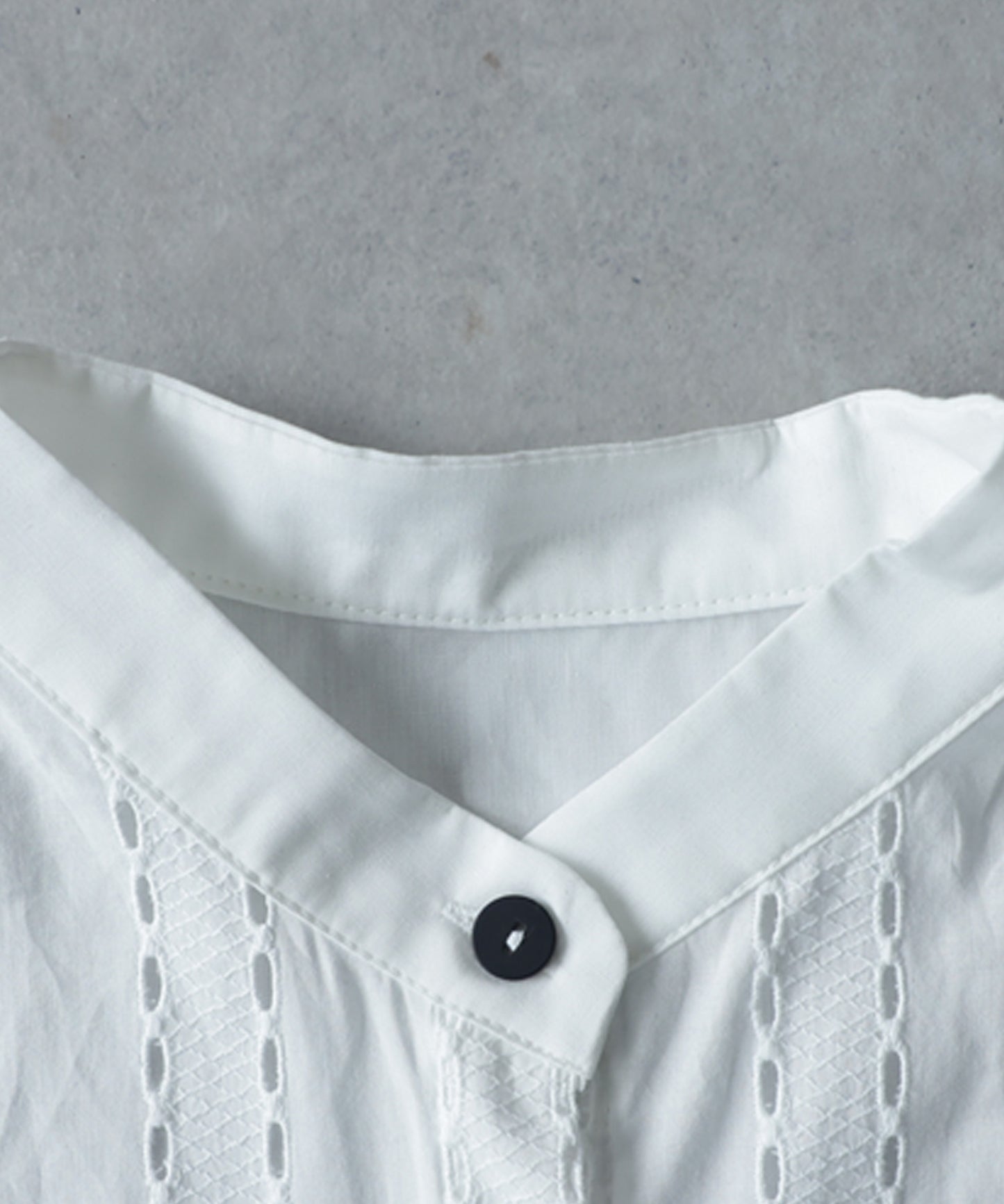 Lace-Trimmed Cotton Sheer Shirt Ladies