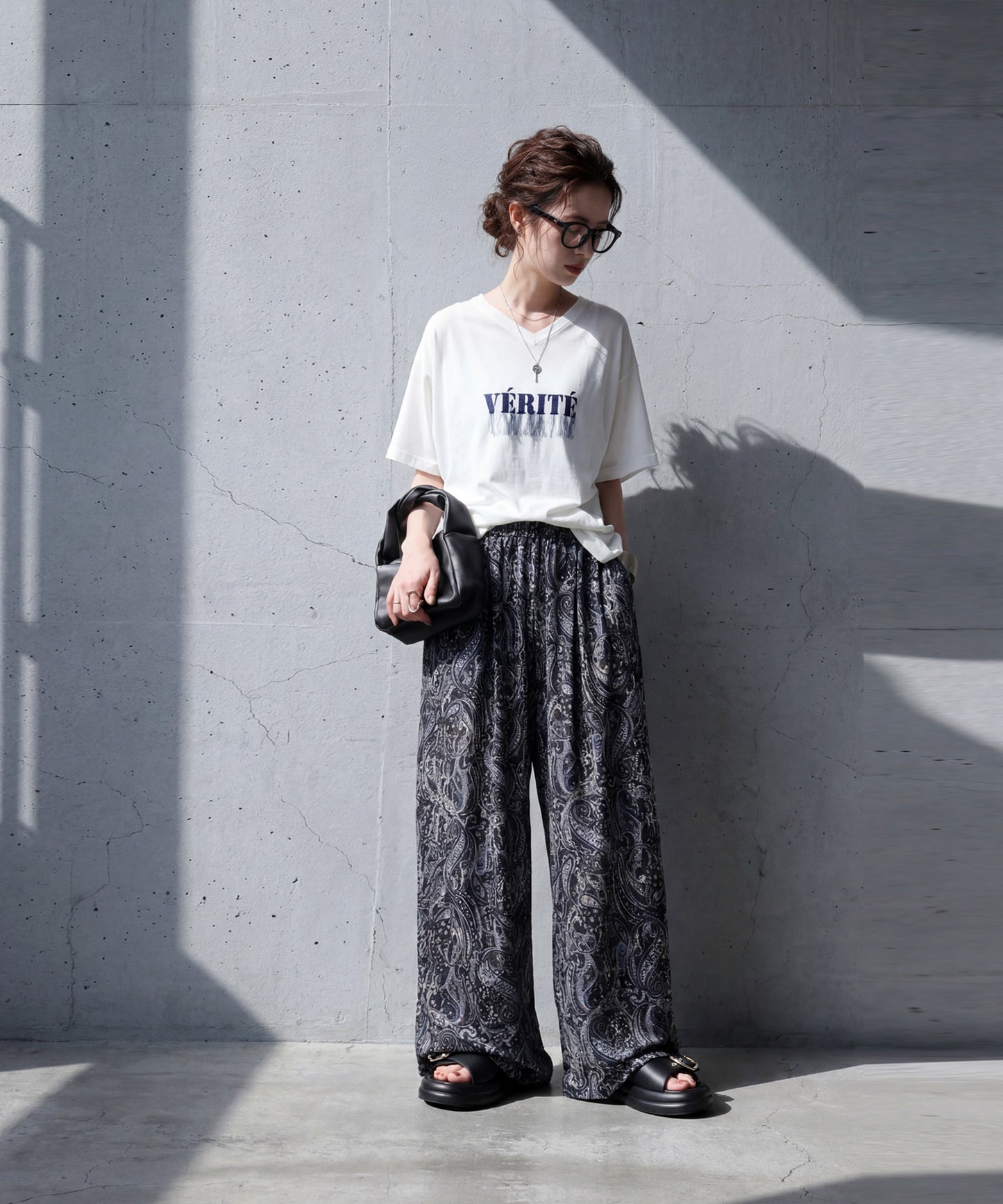 Long, All-Over Paisley Print Wide-Leg Pants Ladies