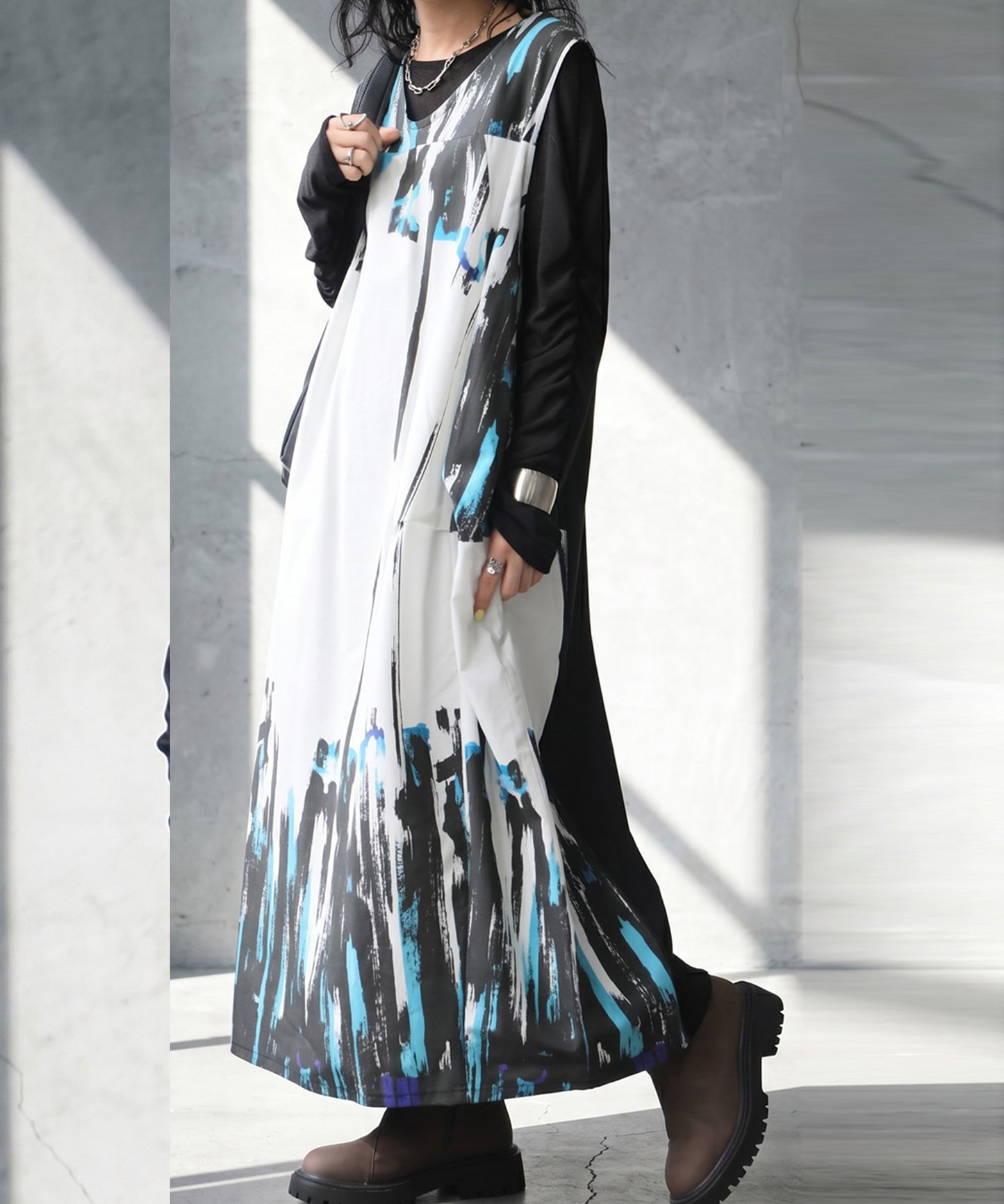 100% Cotton V-Neck Sleeveless Dress With Art Print Ladies