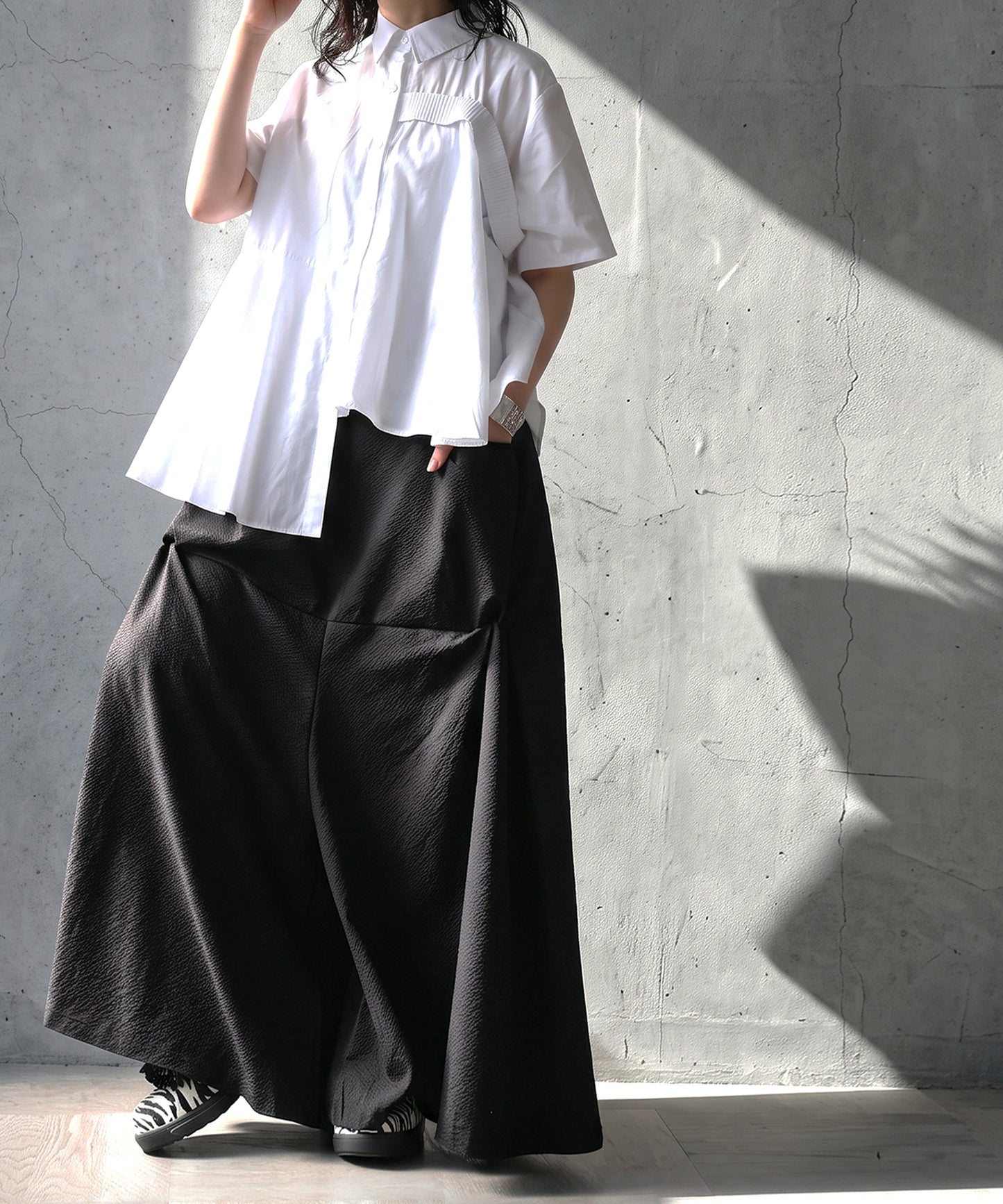 Seersucker Fabric Twisted Design Wide Pants Ladies