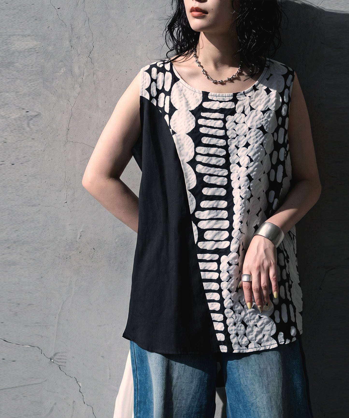 Color-Blocked Asymmetrical Tank Top Ladies