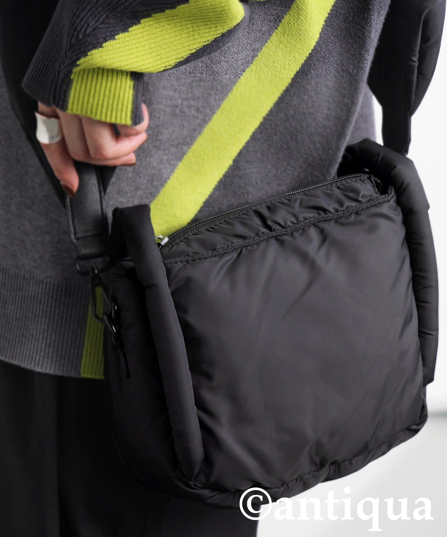 Padded Shoulder Bag Ladies