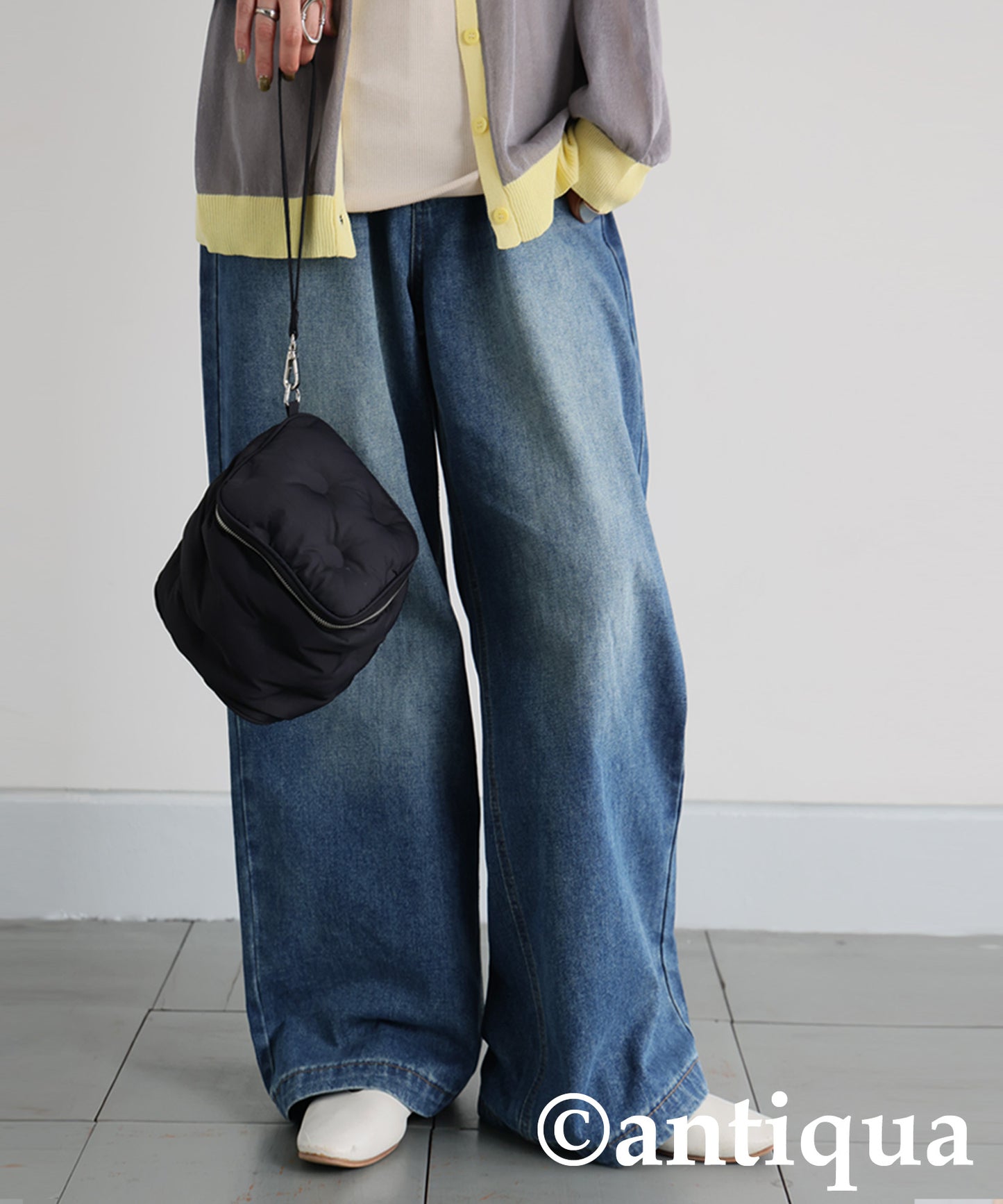 Cube-Shaped Vanity Bag Ladies