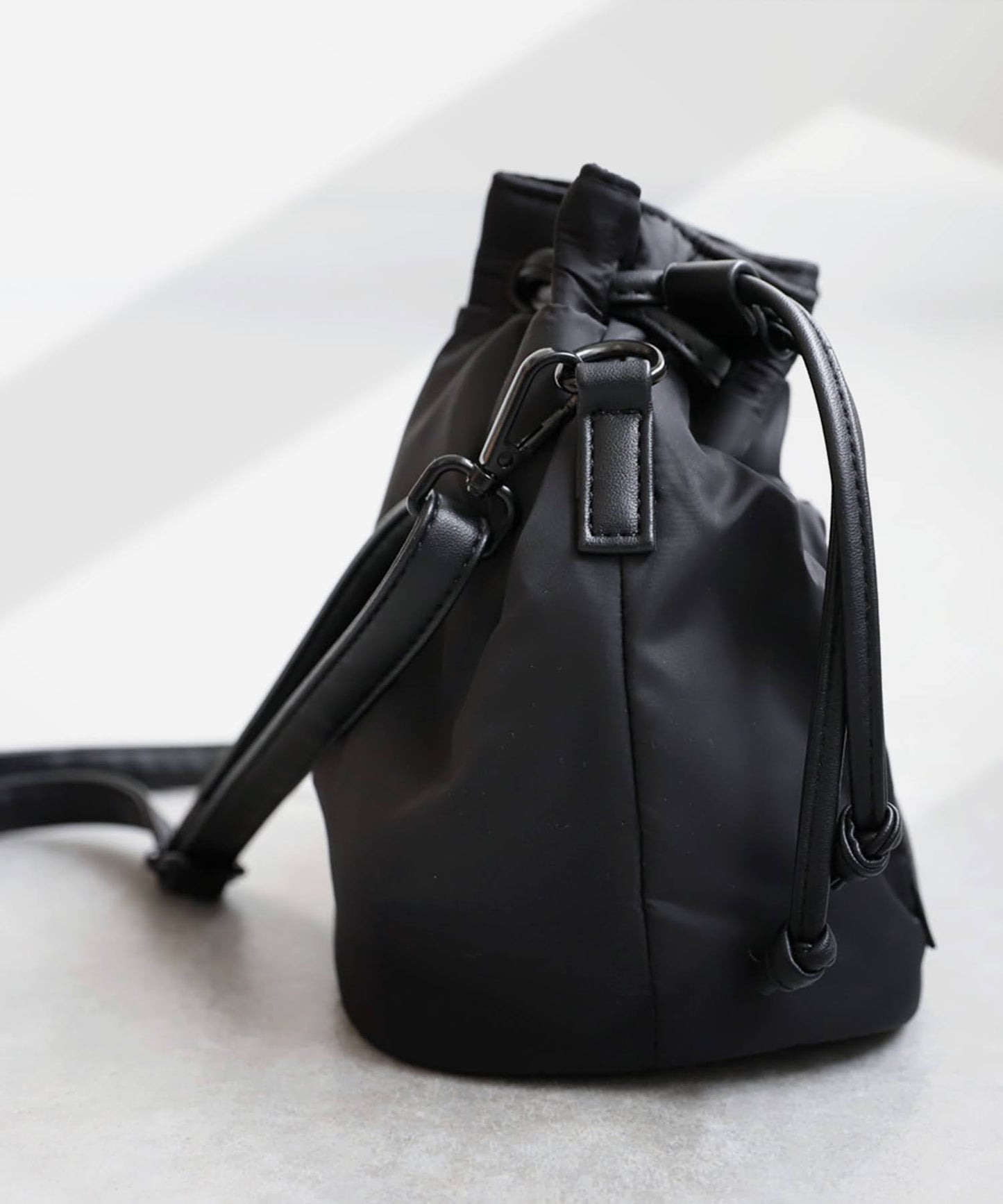 Ladies Drawstring Shoulder Bag