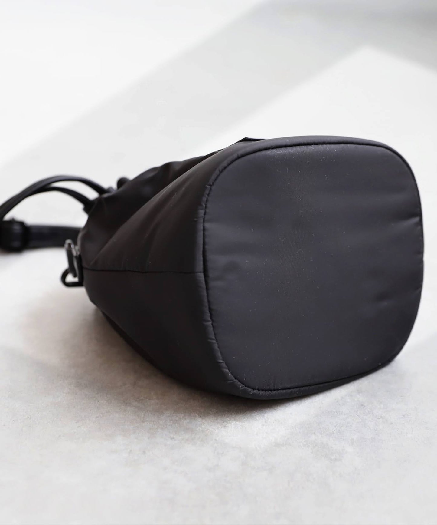 Ladies Drawstring Shoulder Bag