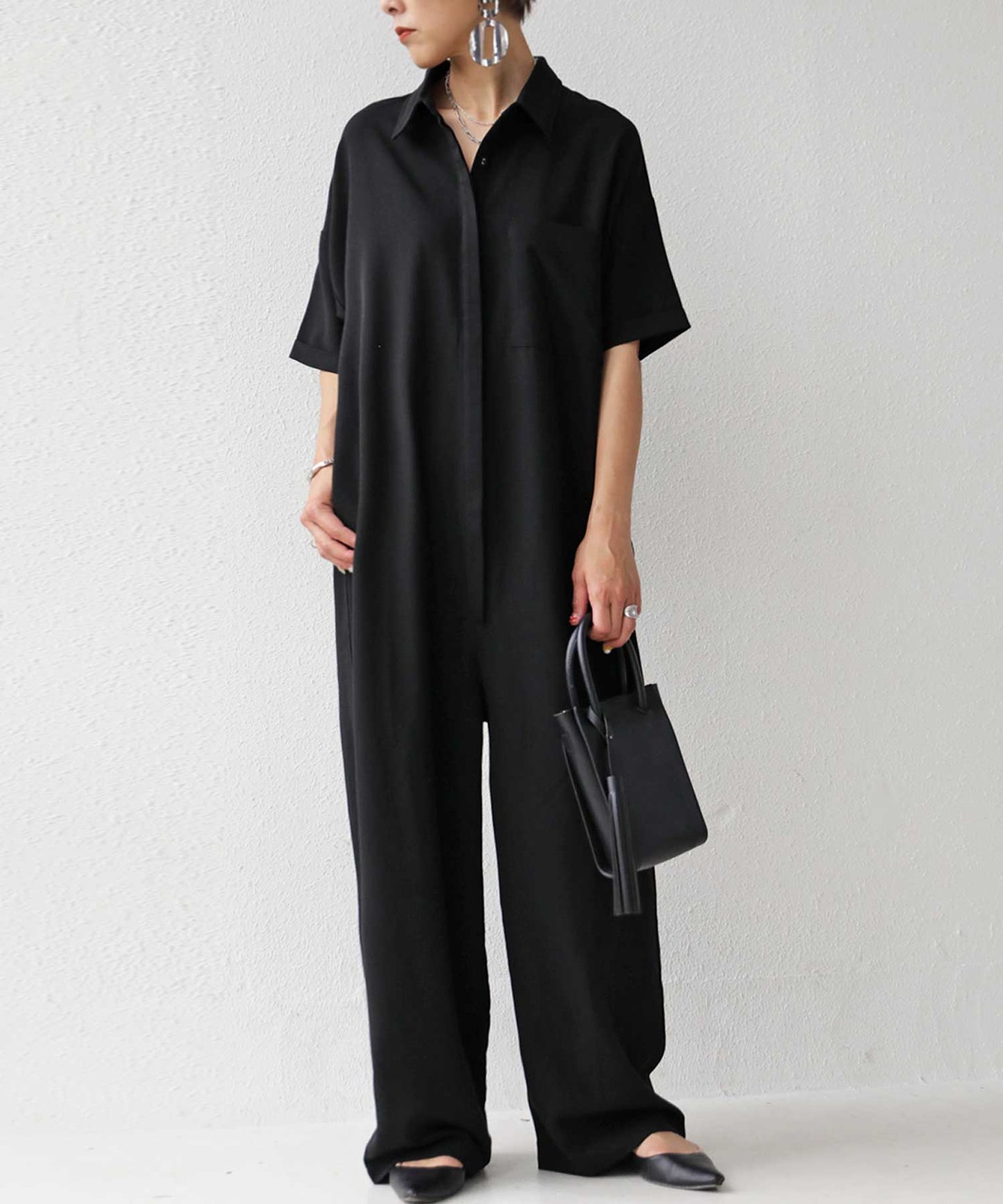 Short -Sleeved Jumpsuit Ladies