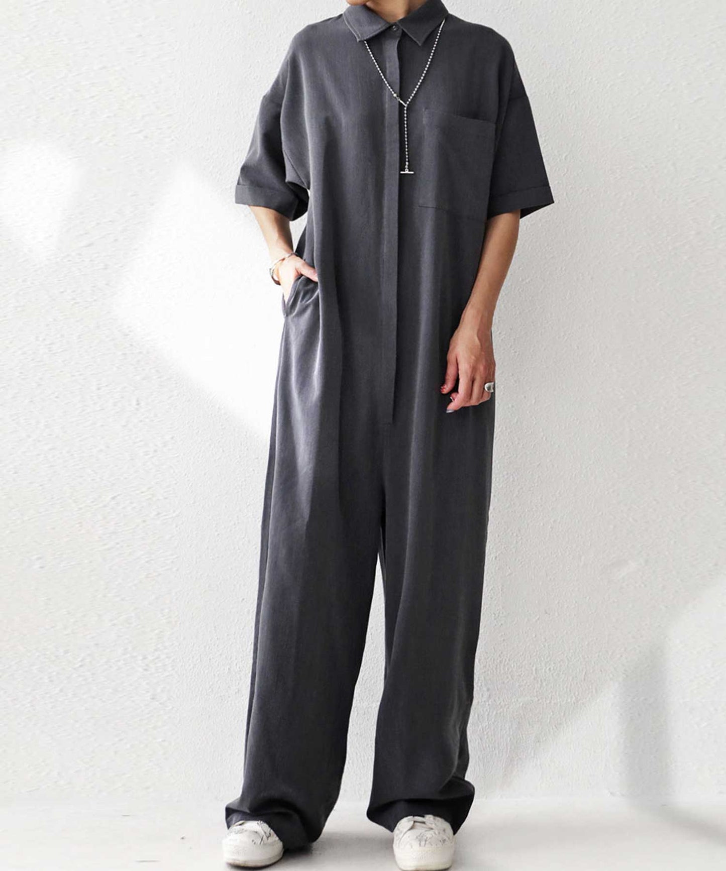 Short -Sleeved Jumpsuit Ladies