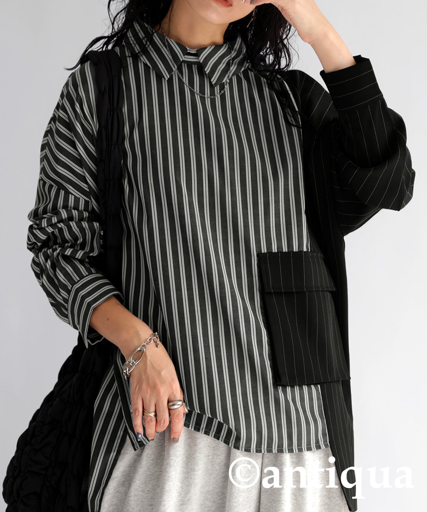 Stripe pattern switching shirt Ladies