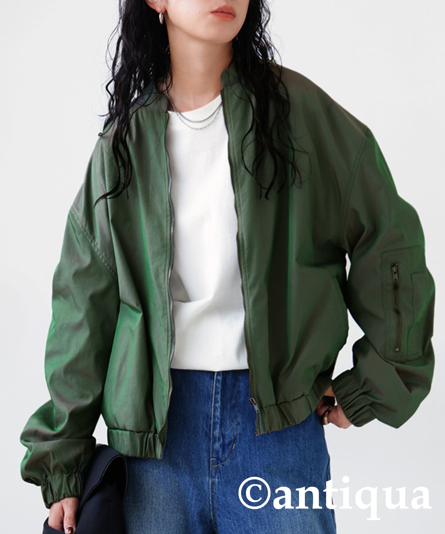 Ladies gathered cropped blouson MA-1 style