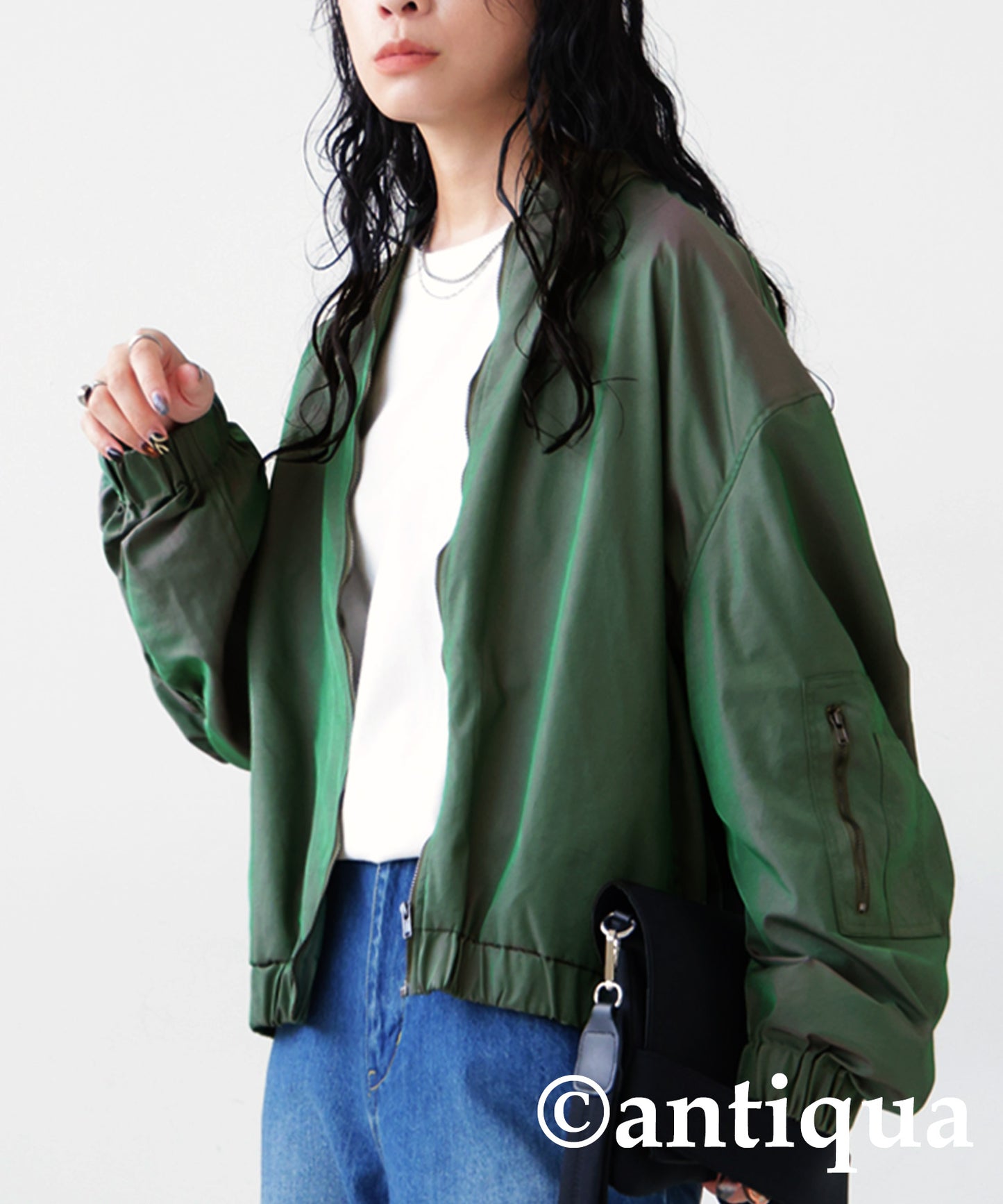 Ladies gathered cropped blouson MA-1 style