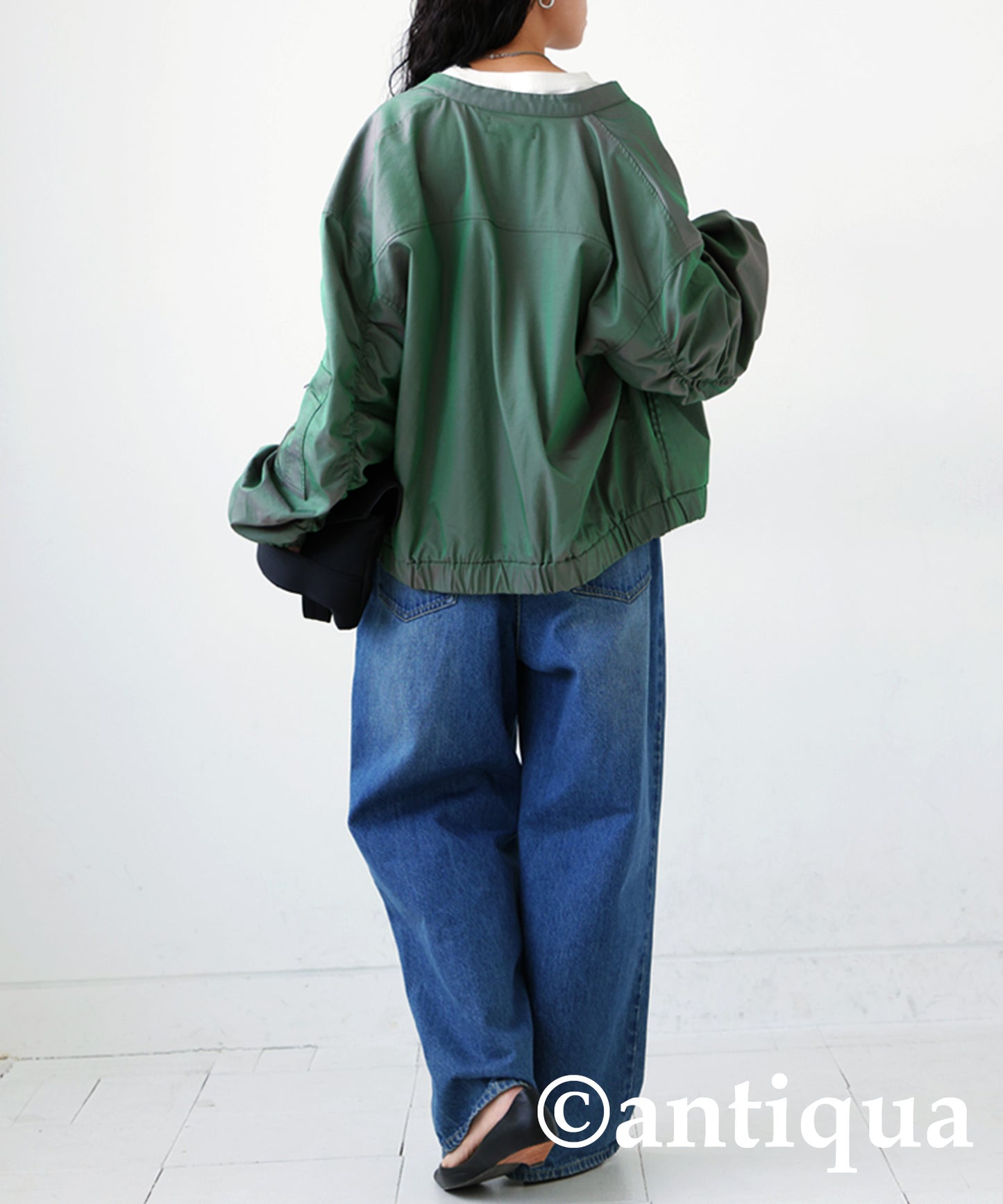 Ladies gathered cropped blouson MA-1 style