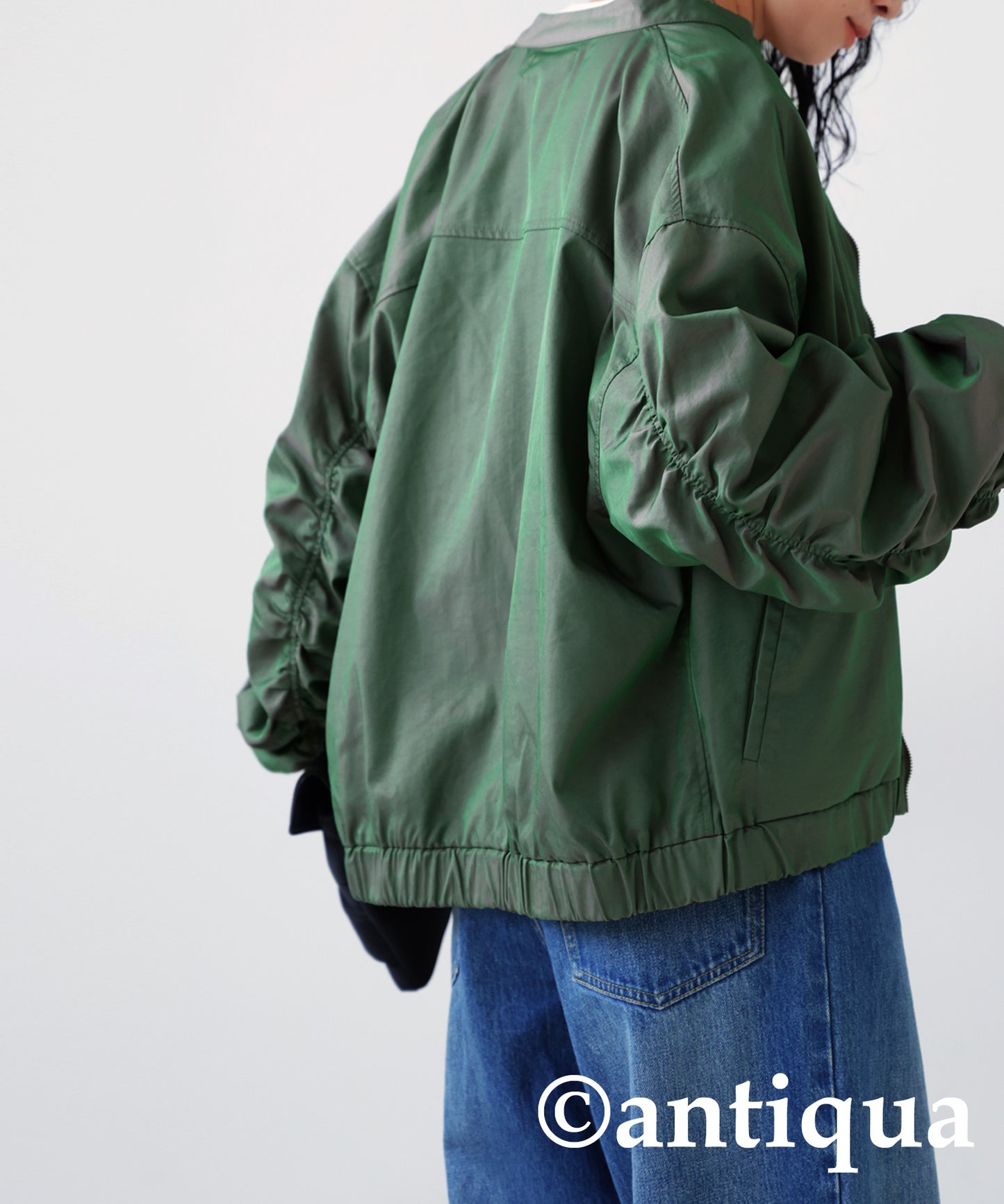 Ladies gathered cropped blouson MA-1 style