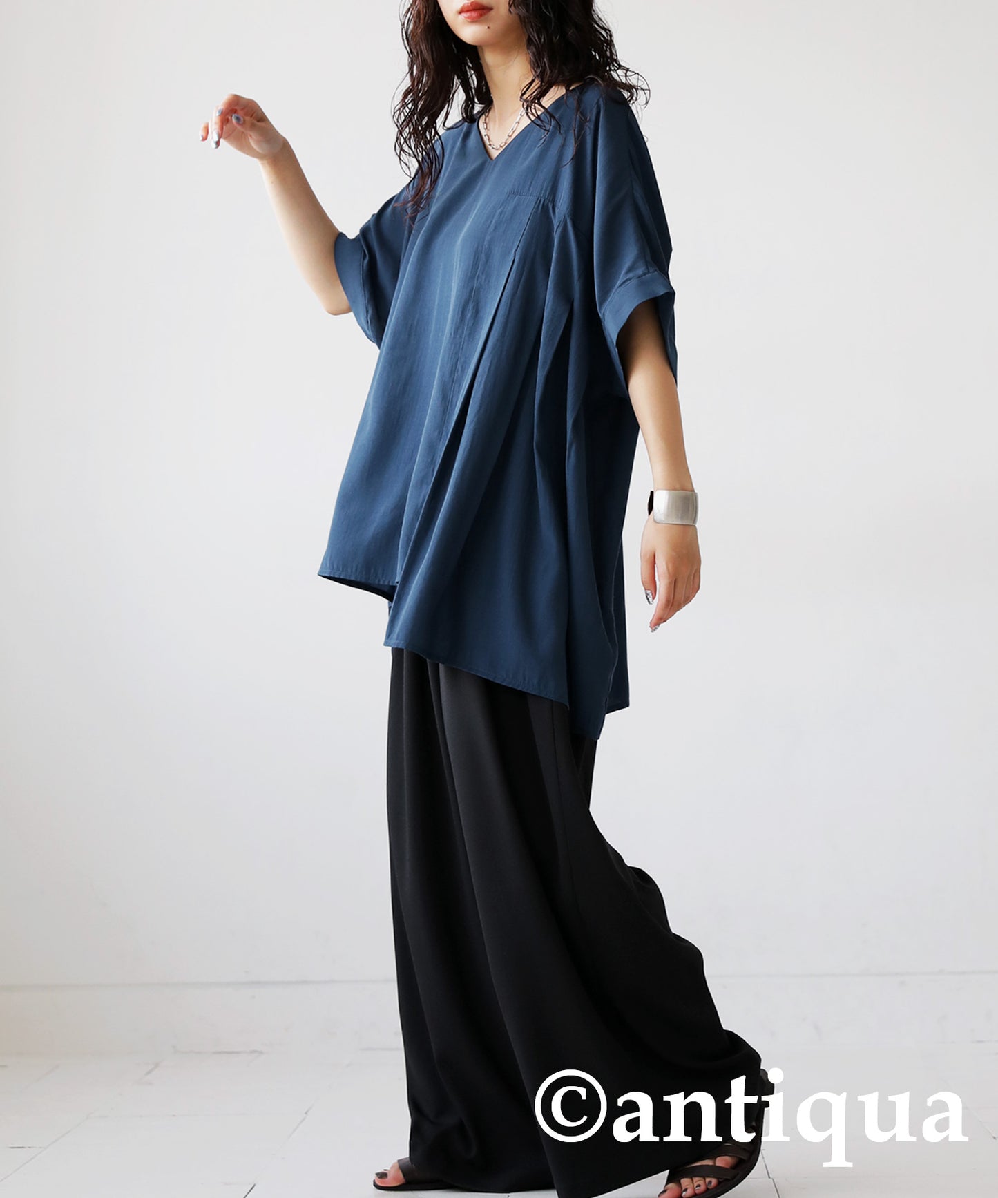 Asymmetry Pleated tops Ladies