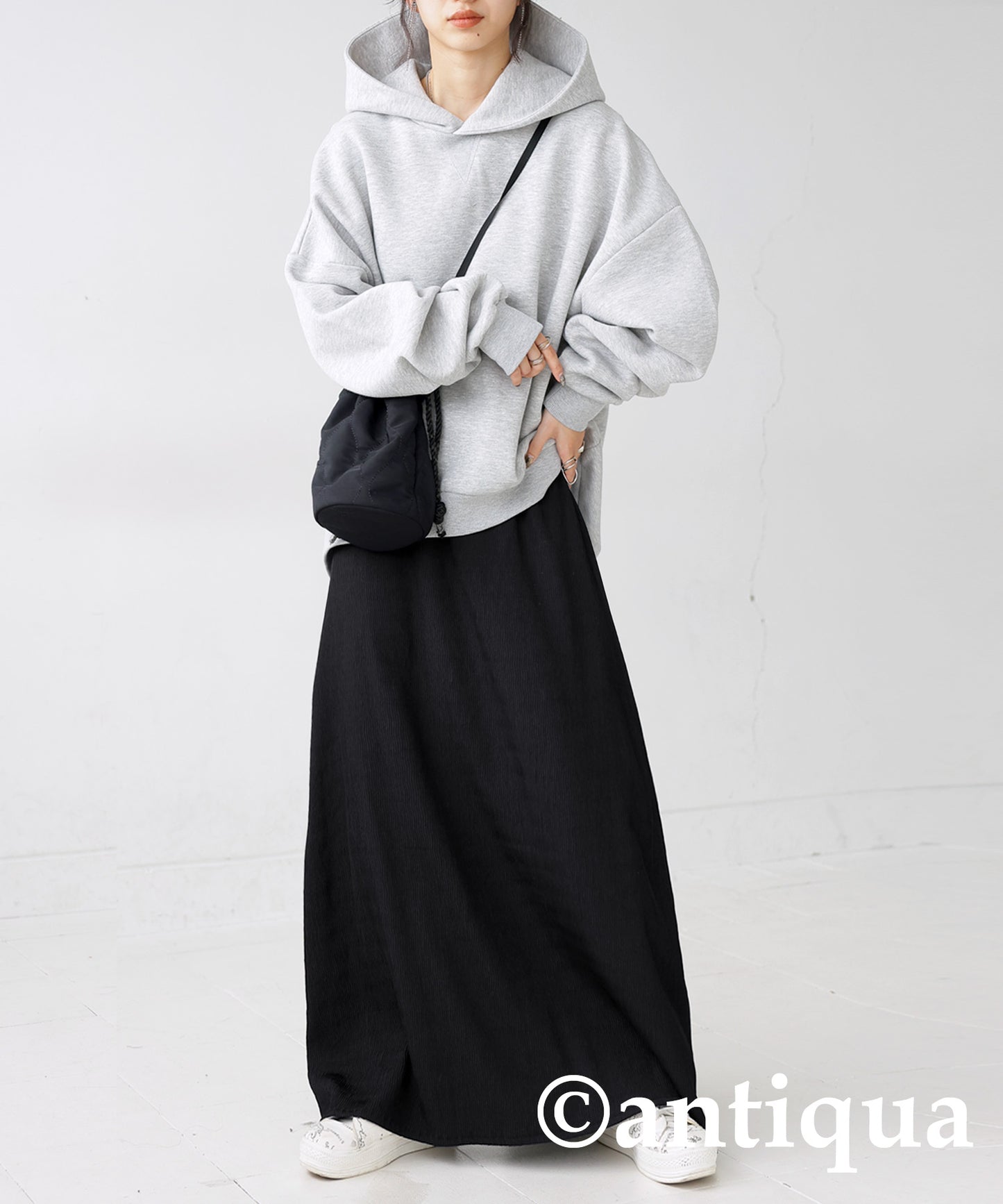 Line long skirt Ladies