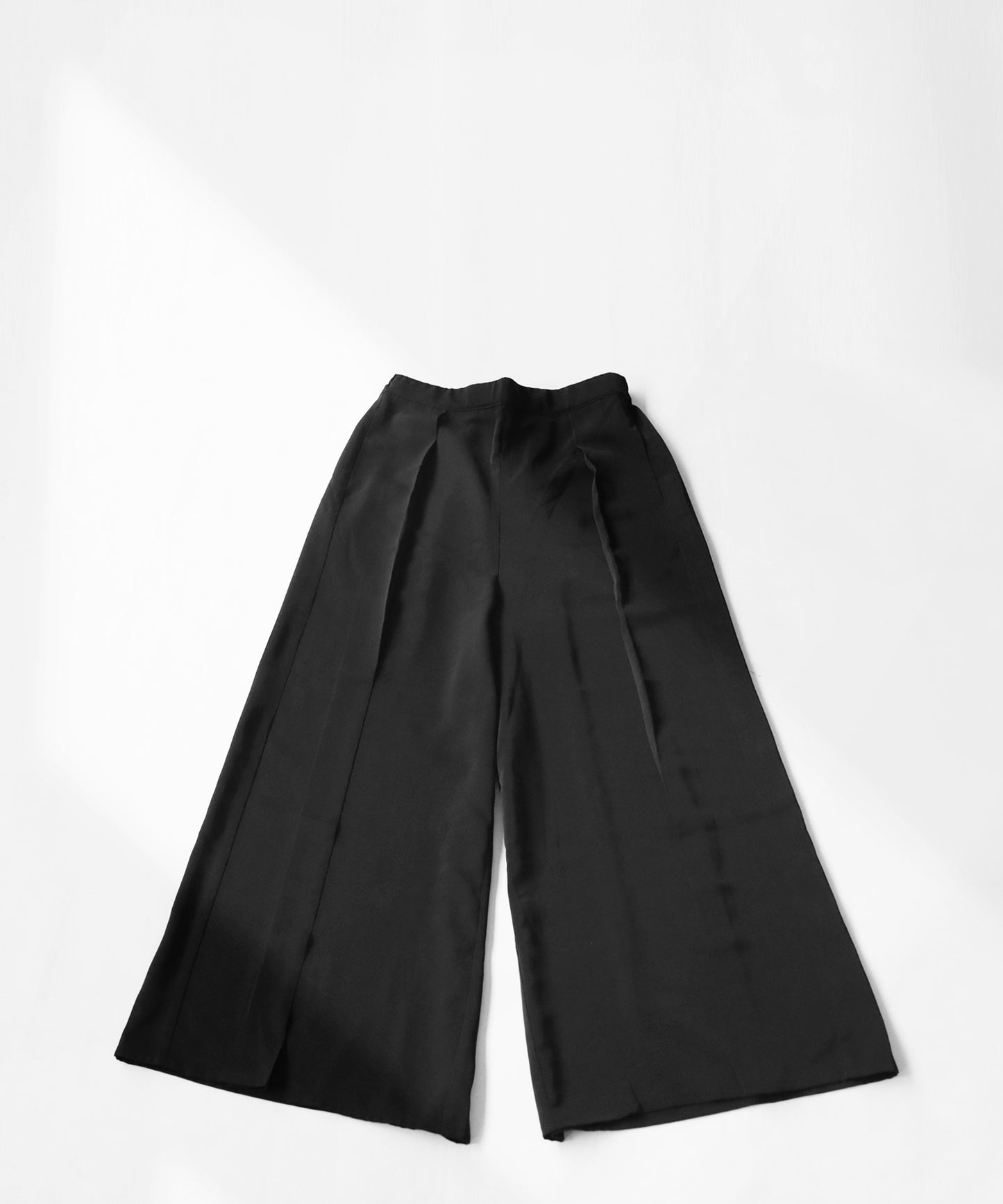 Tuckwide Pants Ladies