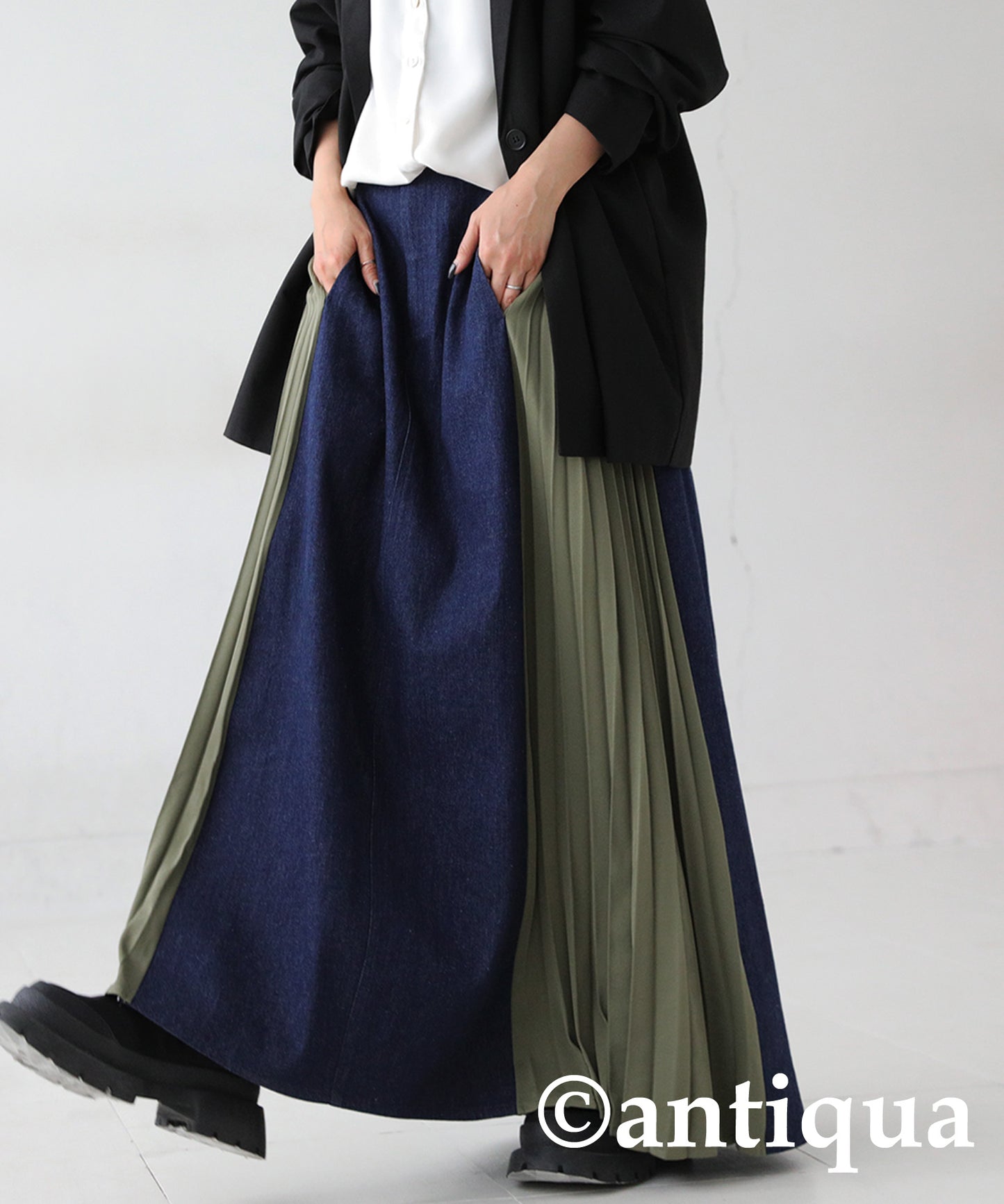 Pleated Denim Skirt Ladies