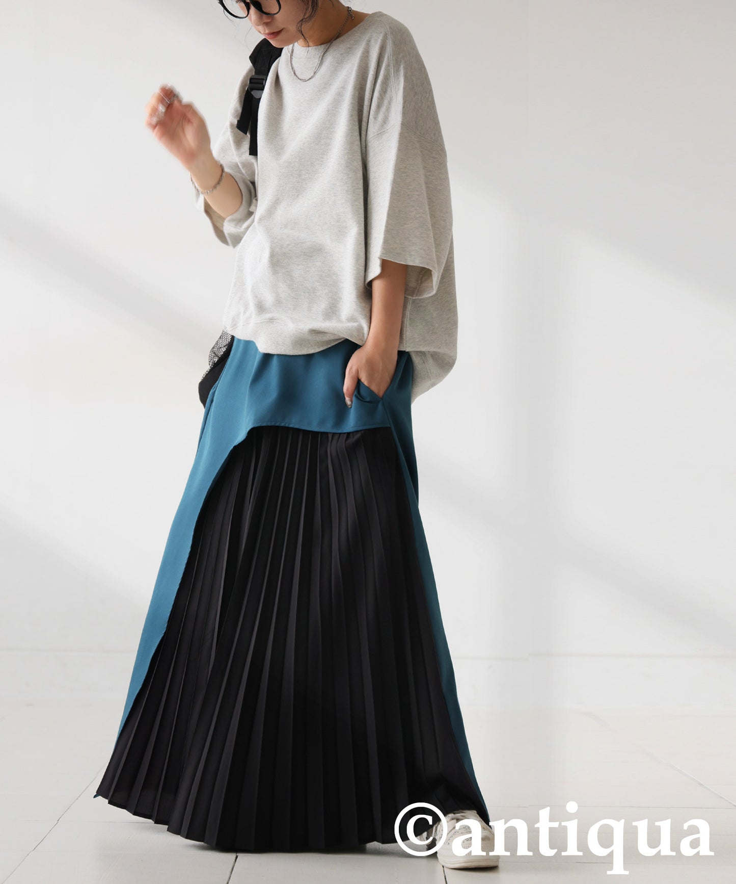 Color Scheme Asymmetrical Pleated Skirt Ladies