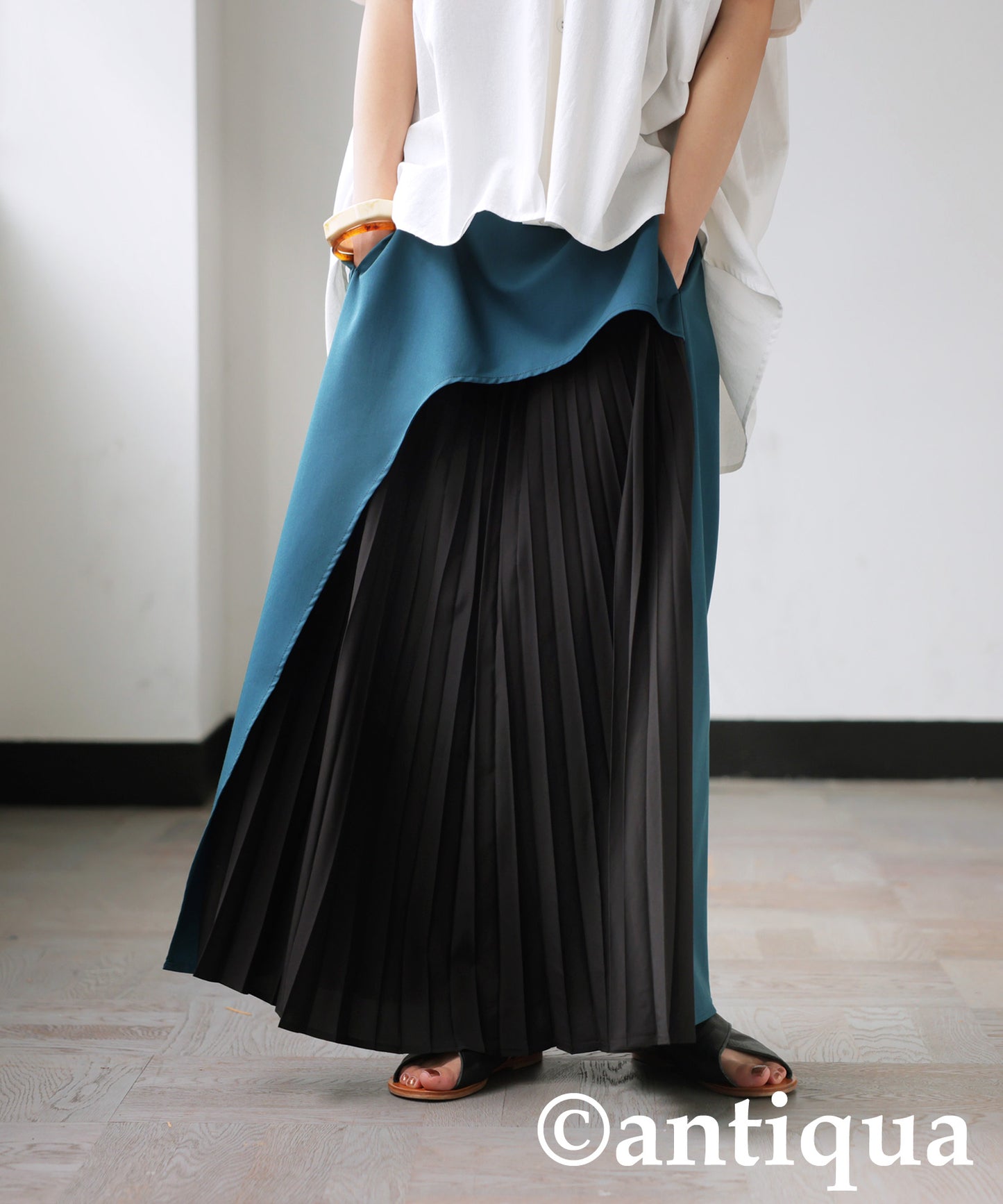 Color Scheme Asymmetrical Pleated Skirt Ladies