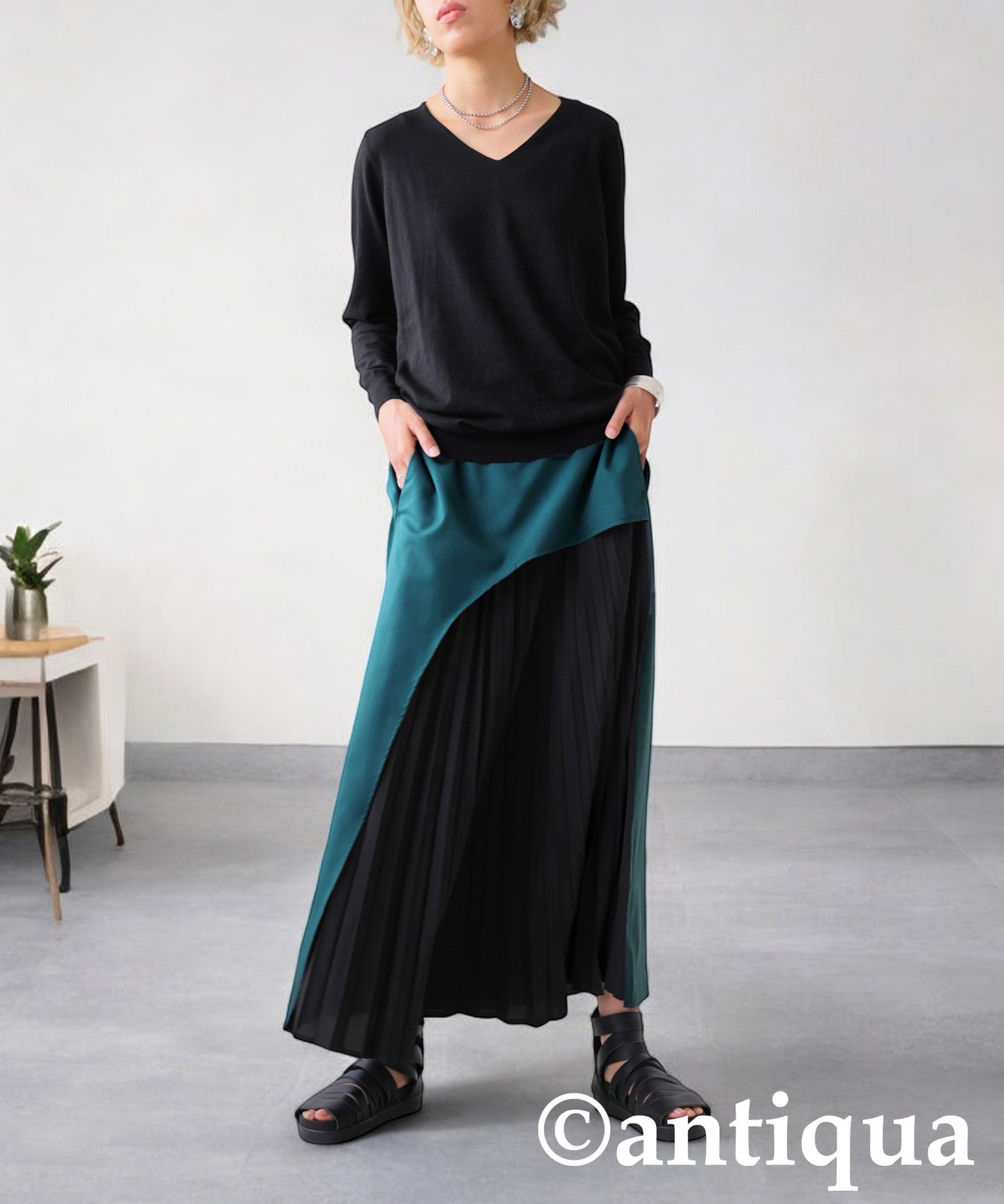 Color Scheme Asymmetrical Pleated Skirt Ladies