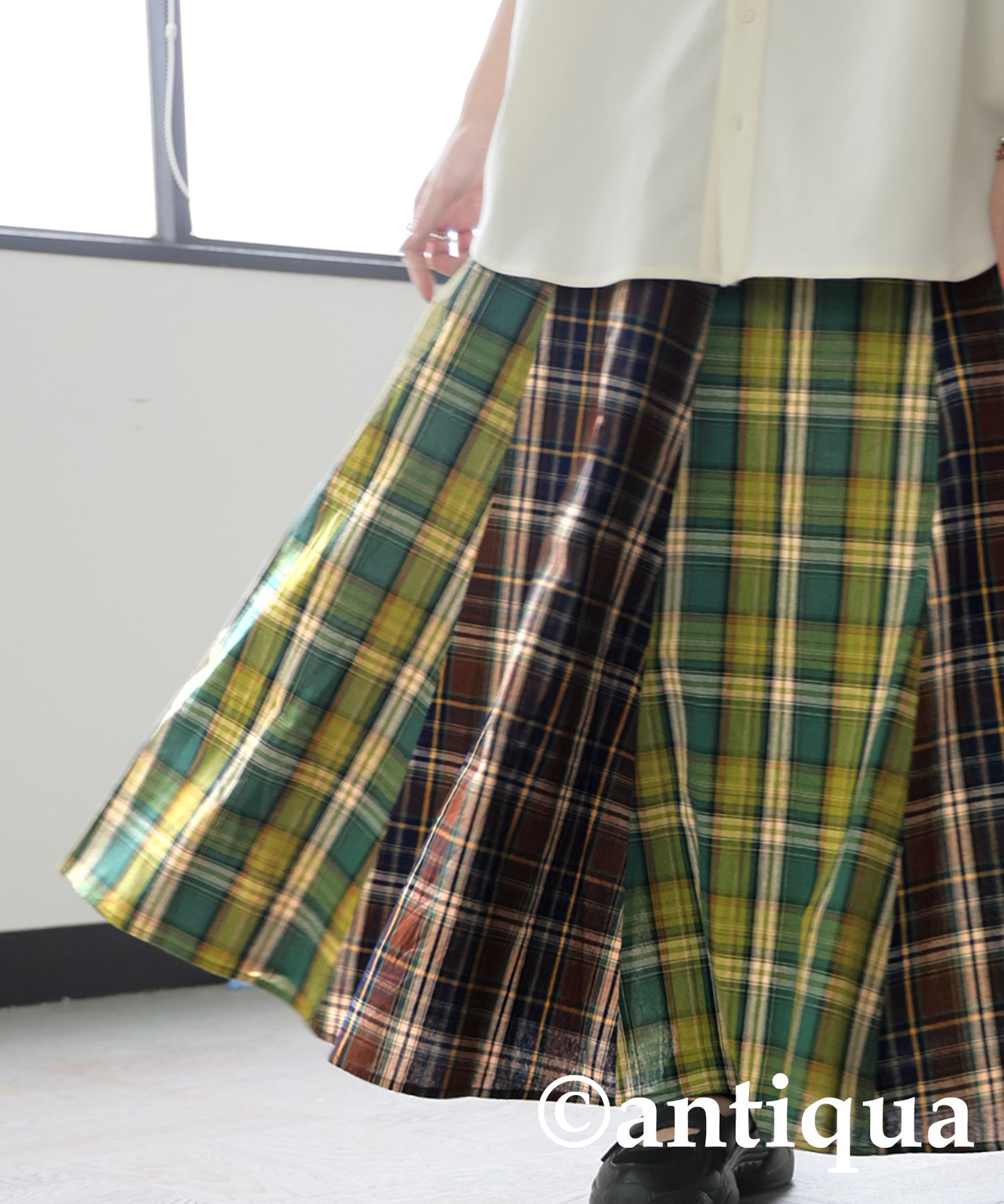 Vintage Plaid Skirt Ladies