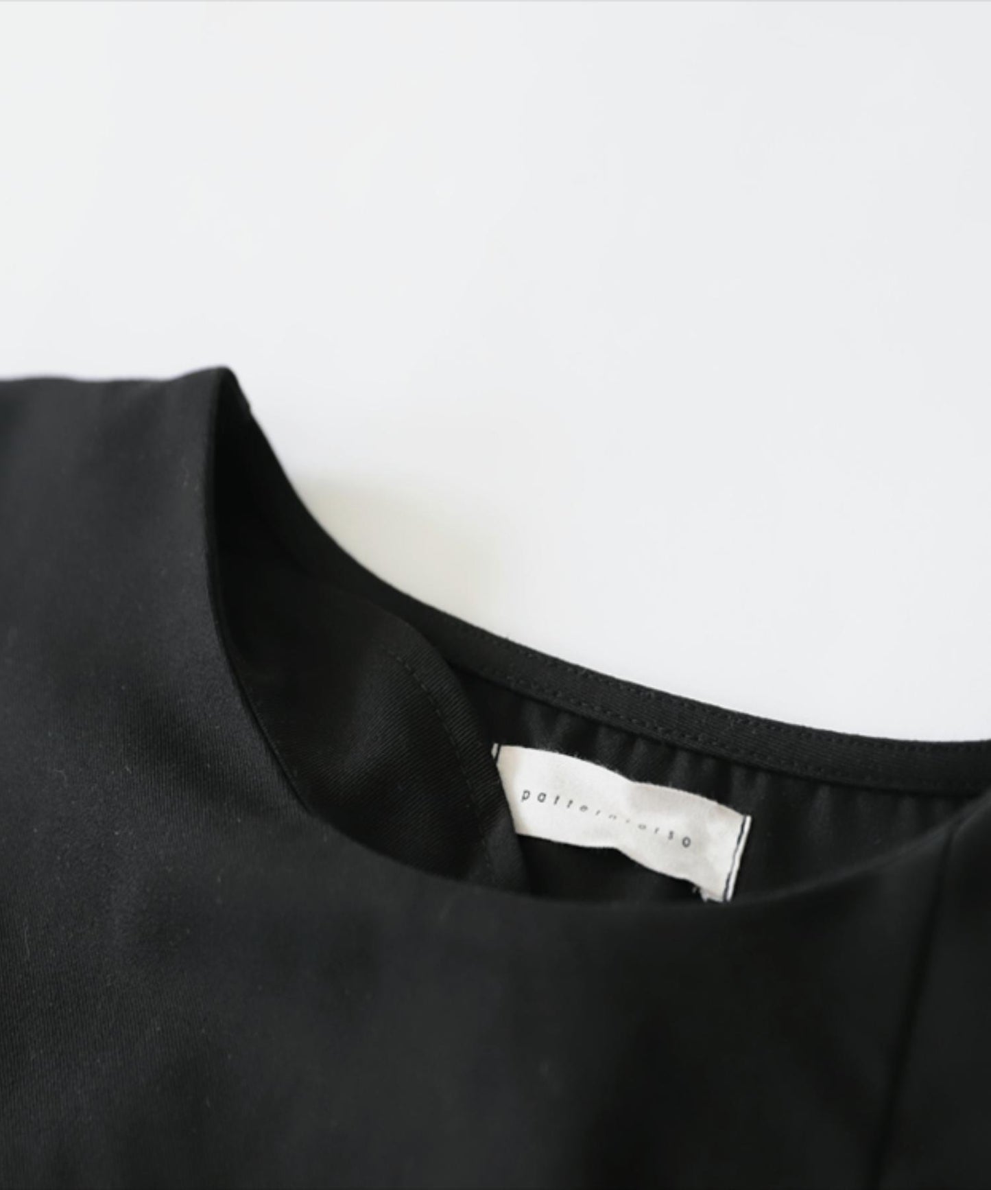 Wave Design Tops Ladies