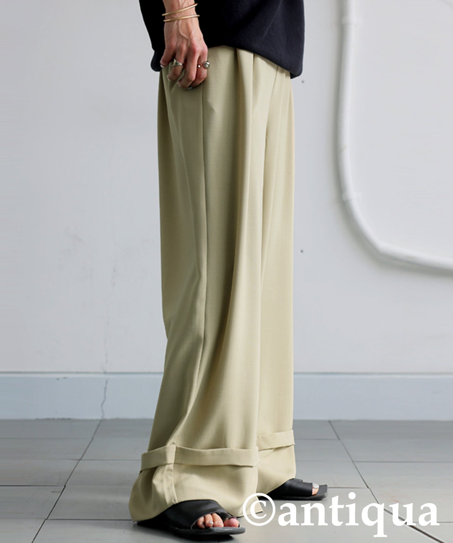 Ladies Roll-Up Wide Pants