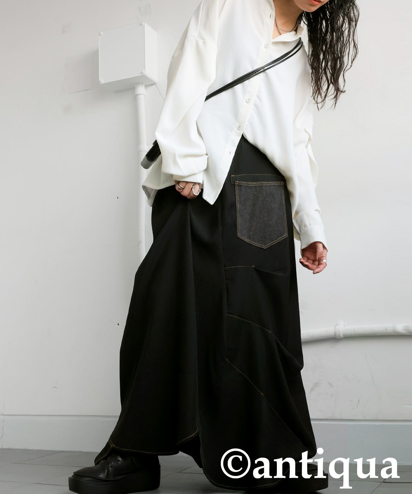 Different Material Tuck Skirt Ladies