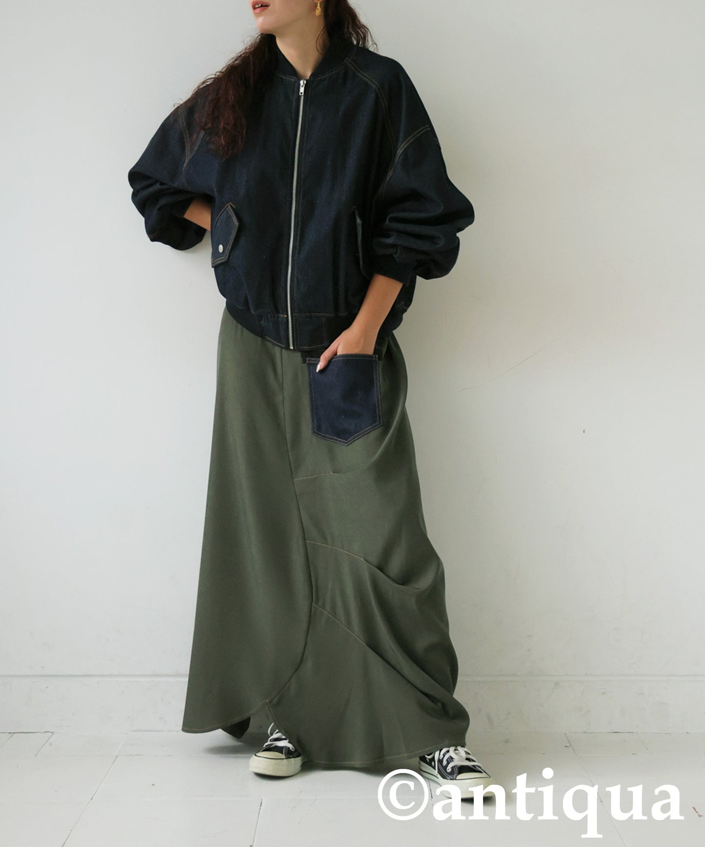 Different Material Tuck Skirt Ladies