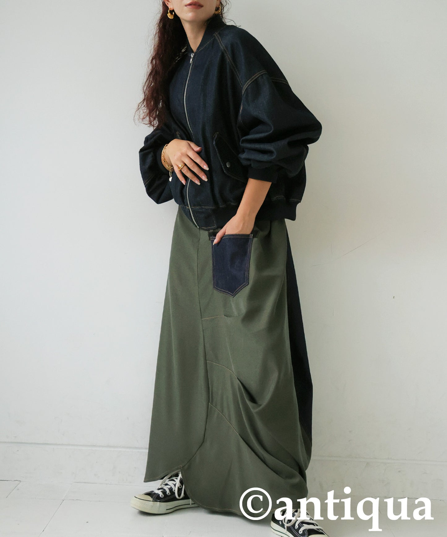 Different Material Tuck Skirt Ladies