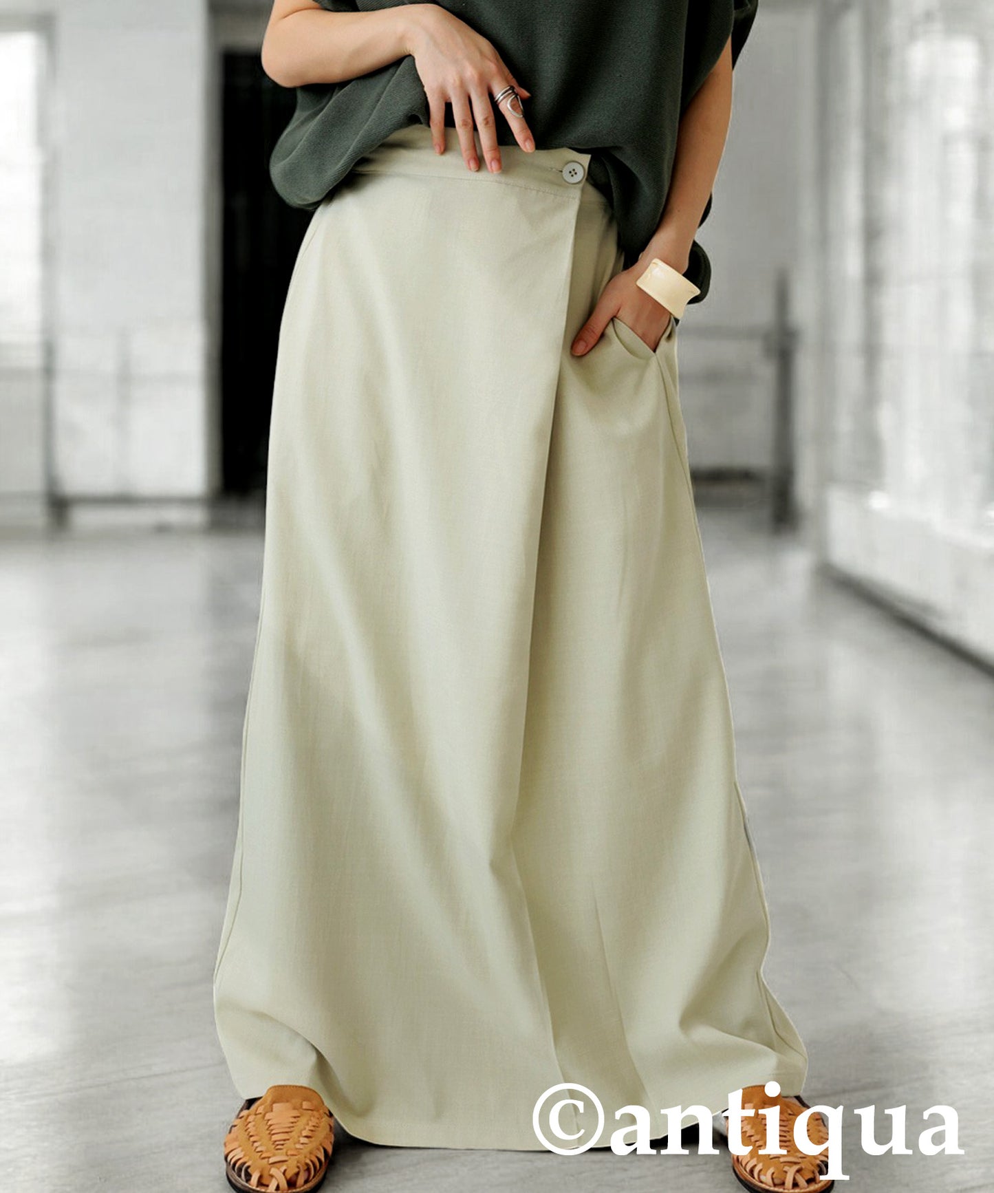 Ladies Cross Design Skirt