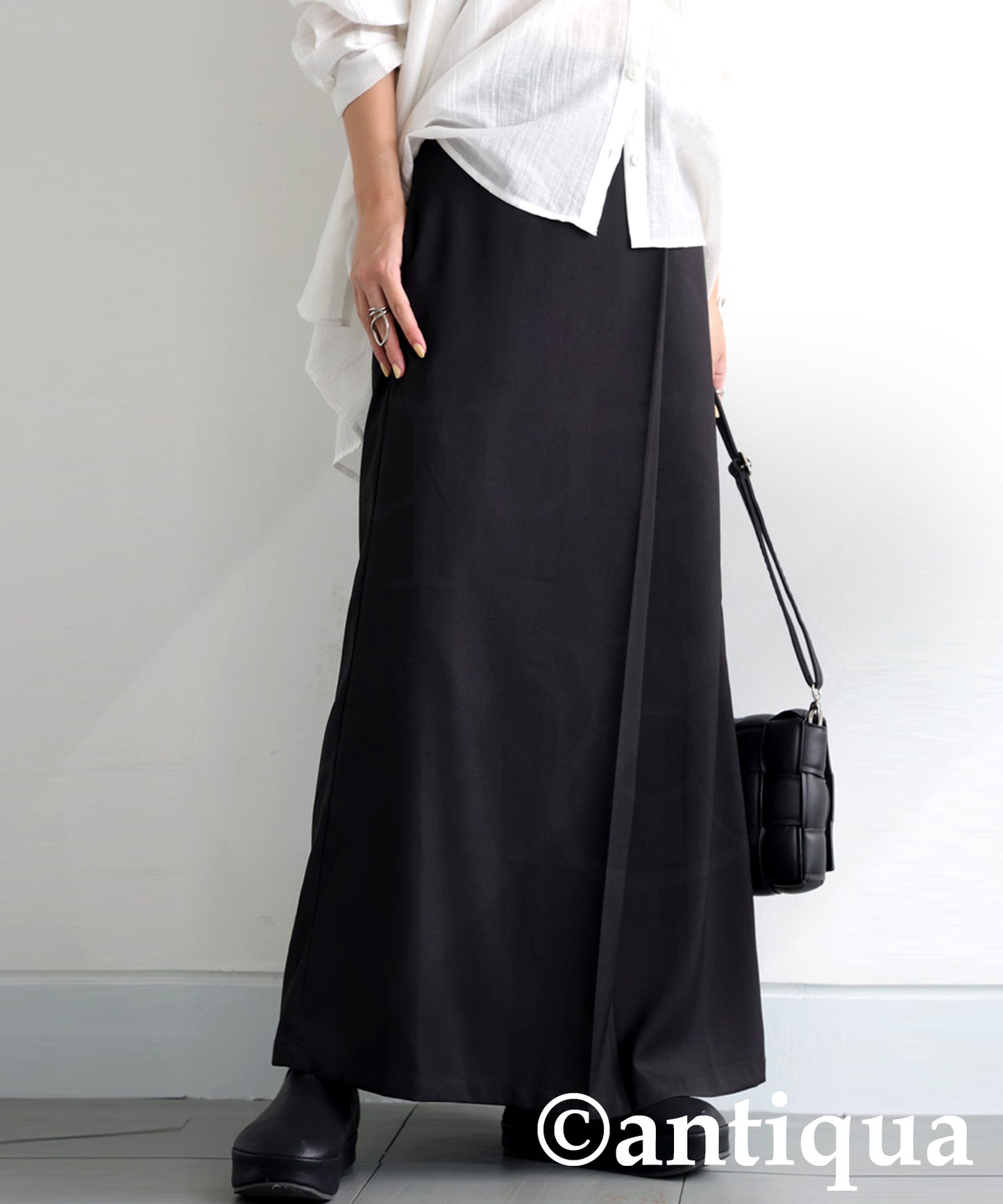 Ladies Cross Design Skirt