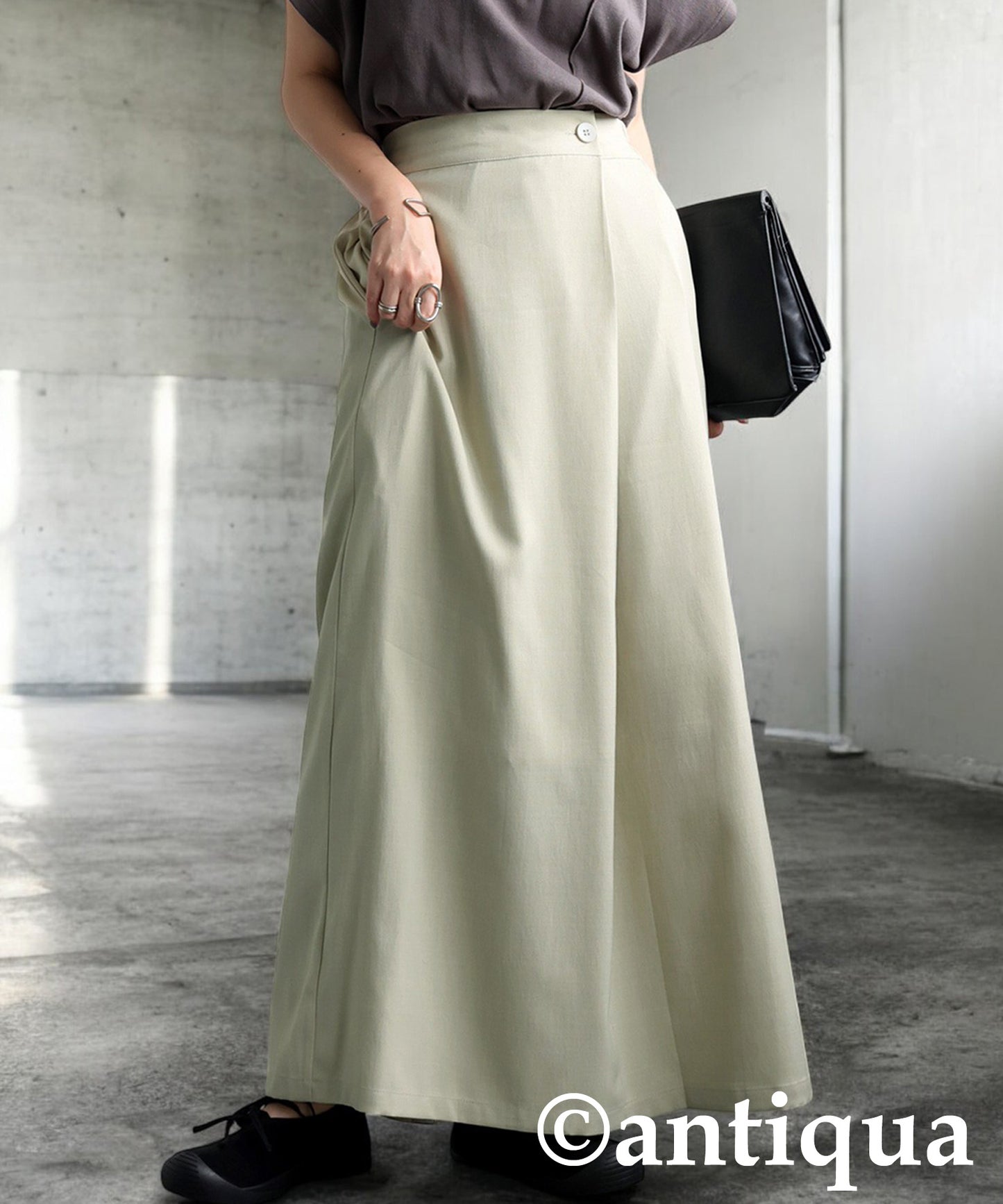 Ladies Cross Design Skirt