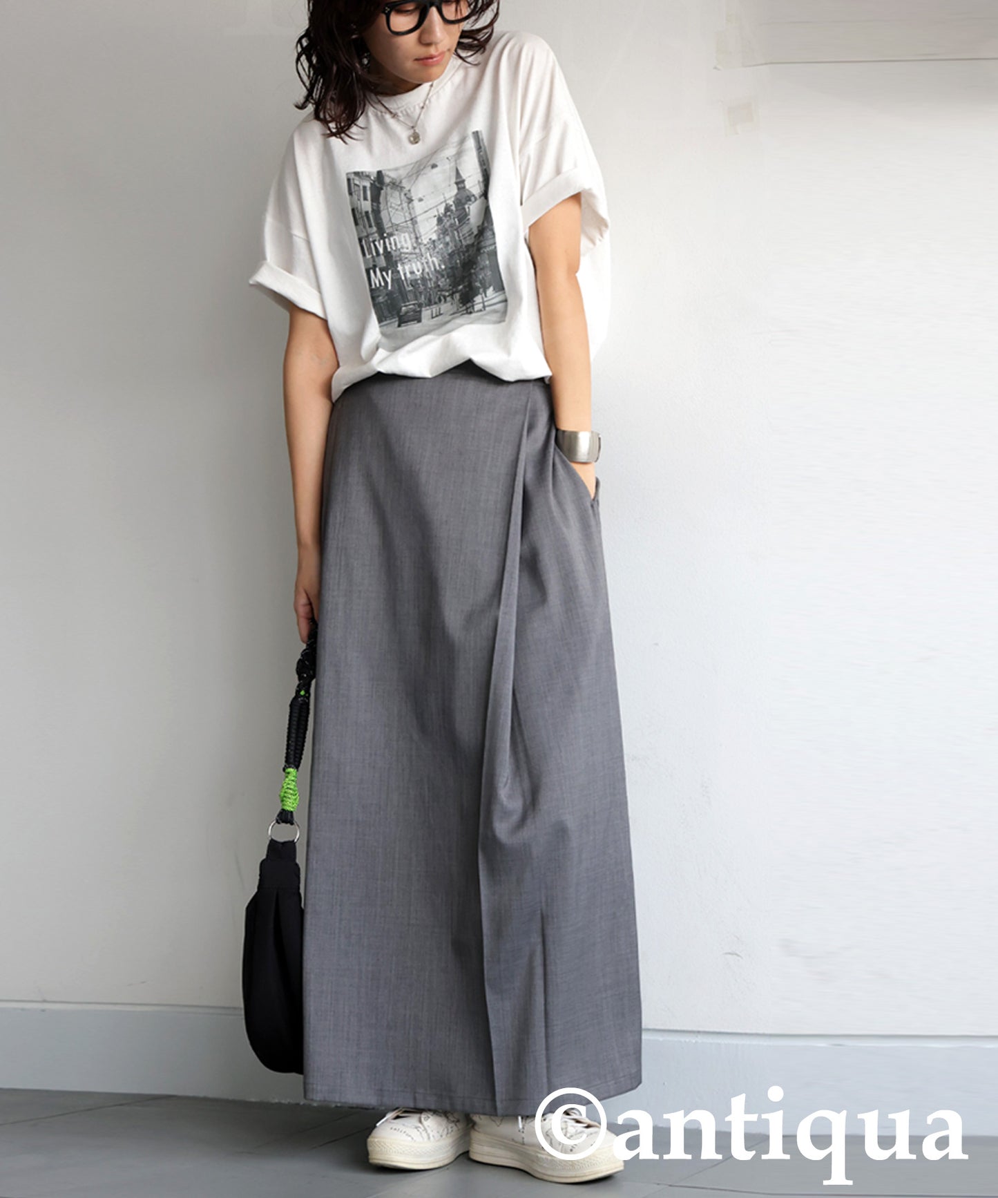 Ladies Cross Design Skirt